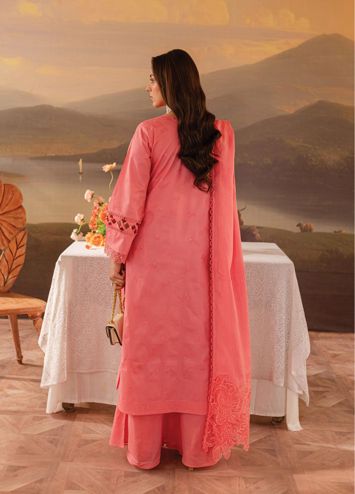 Twilight By Mahnur Embroidered Lawn 3 Piece Unstitched Suit MN25TL D-04B CARISEA Twilight By Mahnur Embroidered Lawn 3 Piece Unstitched Suit MN25TL D-04B CARISEA