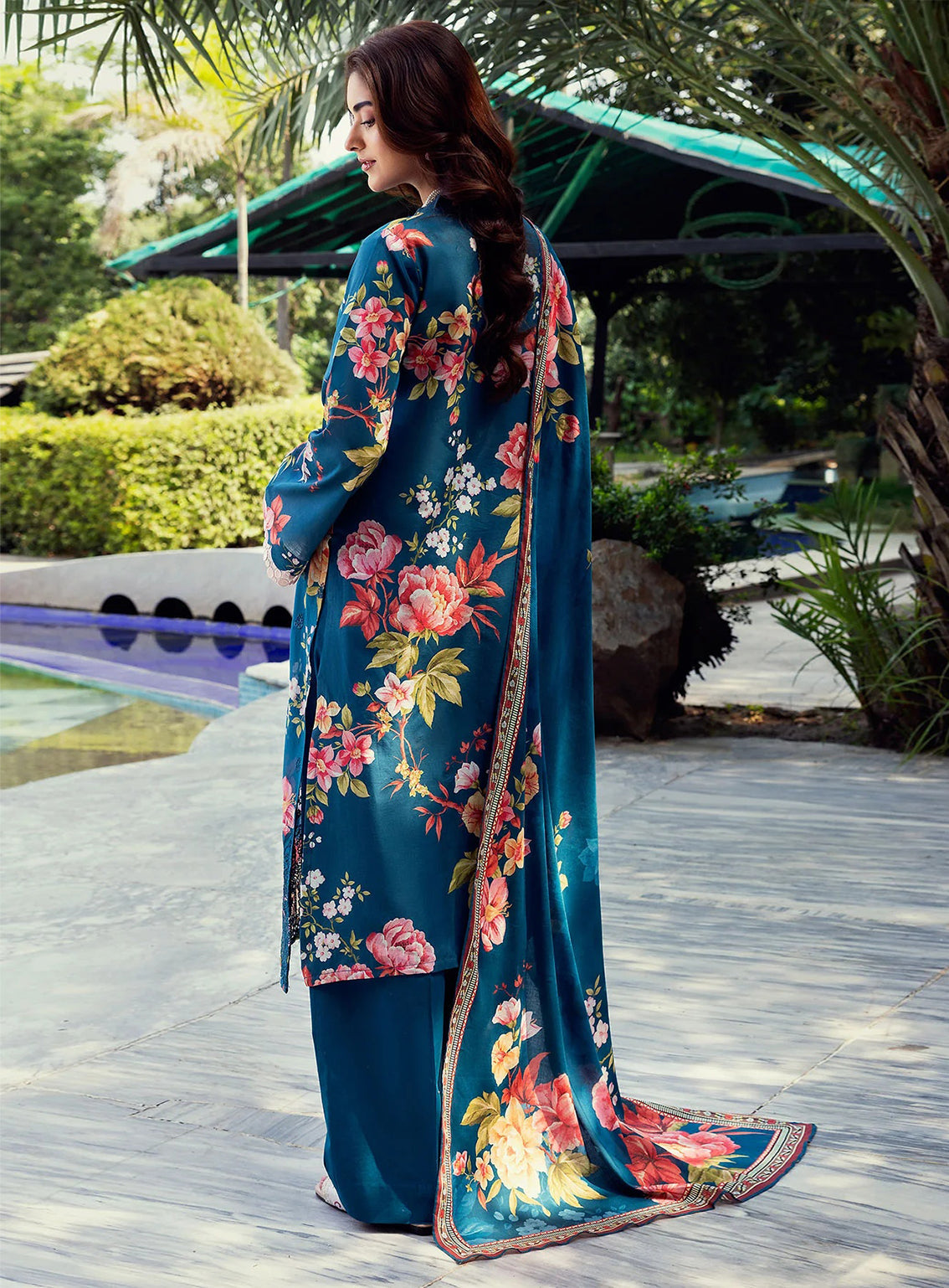 Umang By Motifz Luxury Embroidered Lawn 3 Piece Unstitched Suit MT25ULL D-5567 YARA Umang By Motifz Luxury Embroidered Lawn 3 Piece Unstitched Suit MT25ULL D-5567 YARA