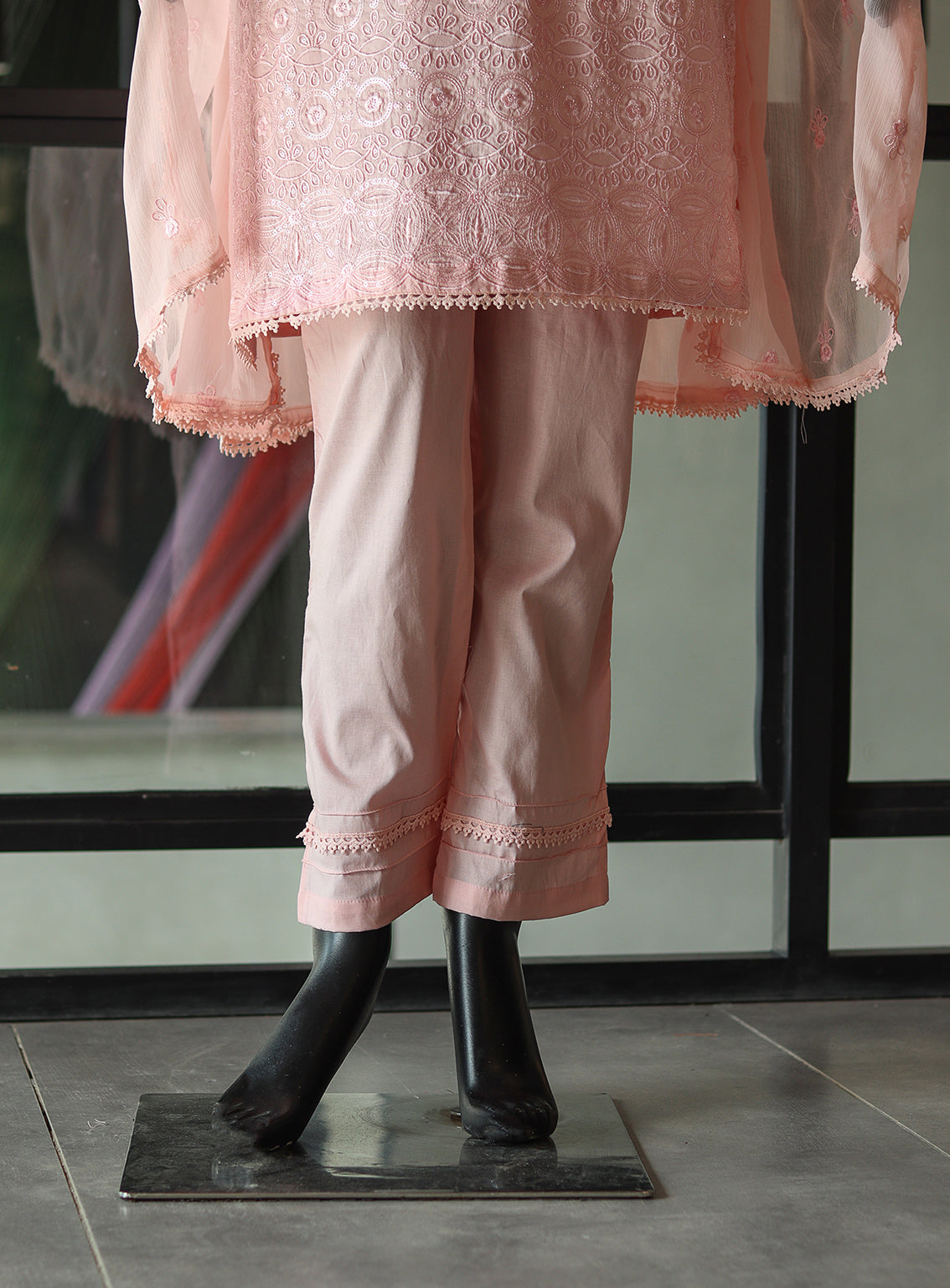 Usman Fabrics Fancy Embroidered Cotton Stitched 3 Piece Stitched Suit - US24FEL 6770 Usman Fabrics Fancy Embroidered Cotton Stitched 3 Piece Stitched Suit - US24FEL 6770