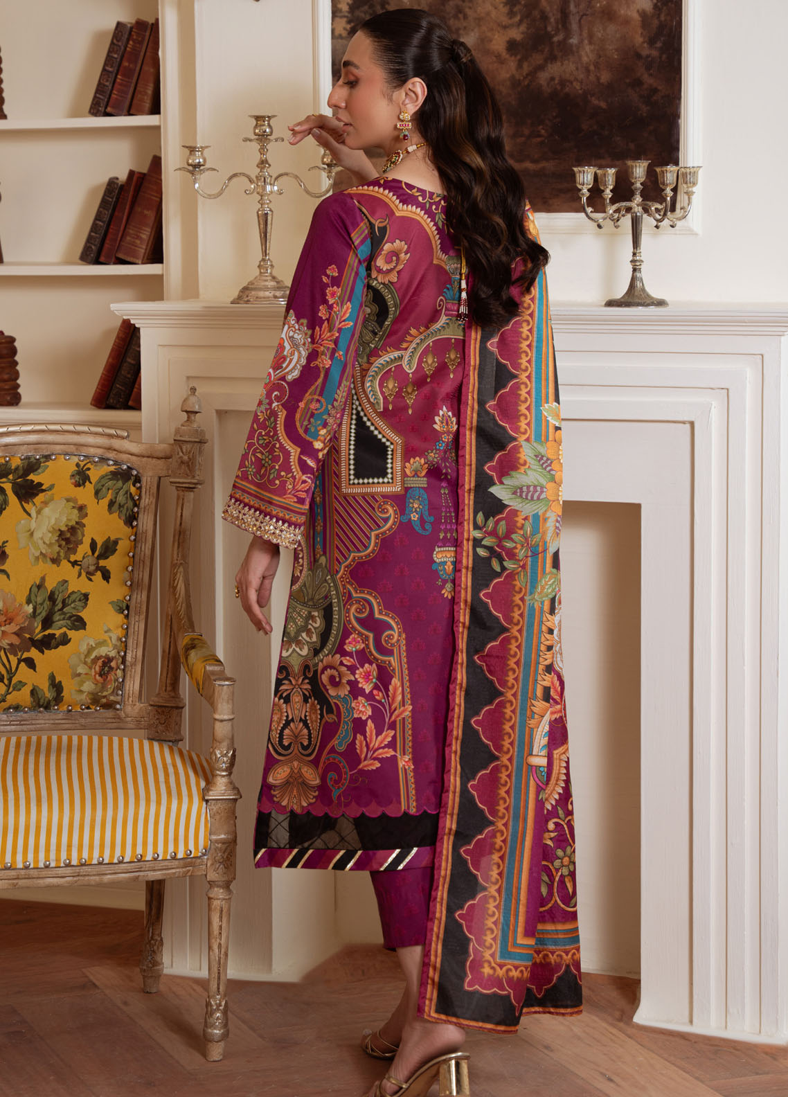 Veloure By Gulaal Embroidered Silk 3 Piece Unstitched Suit GL25VPS D-02 IMPERIAL PLUM Veloure By Gulaal Embroidered Silk 3 Piece Unstitched Suit GL25VPS D-02 IMPERIAL PLUM