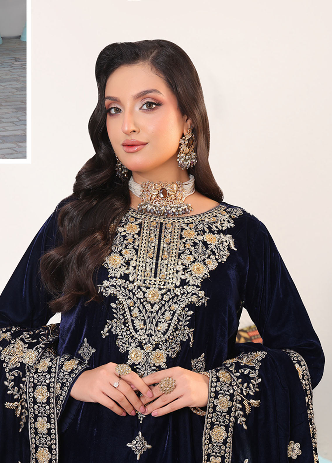 Velvety By Schick Embroidered Cut Dana Velvet 3 Piece Unstitched Suit SDH25VV1 D-CDE-01 Velvety By Schick Embroidered Cut Dana Velvet 3 Piece Unstitched Suit SDH25VV1 D-CDE-01