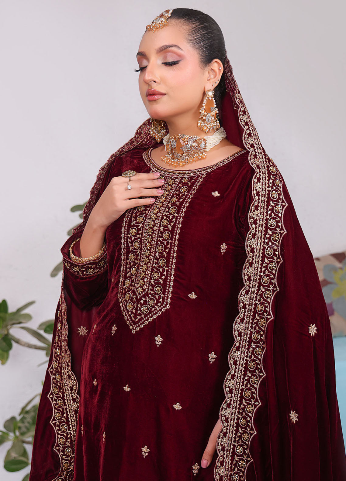 Velvety By Schick Embroidered Cut Dana Velvet 3 Piece Unstitched Suit SDH25VV1 D-CDE-02 Velvety By Schick Embroidered Cut Dana Velvet 3 Piece Unstitched Suit SDH25VV1 D-CDE-02