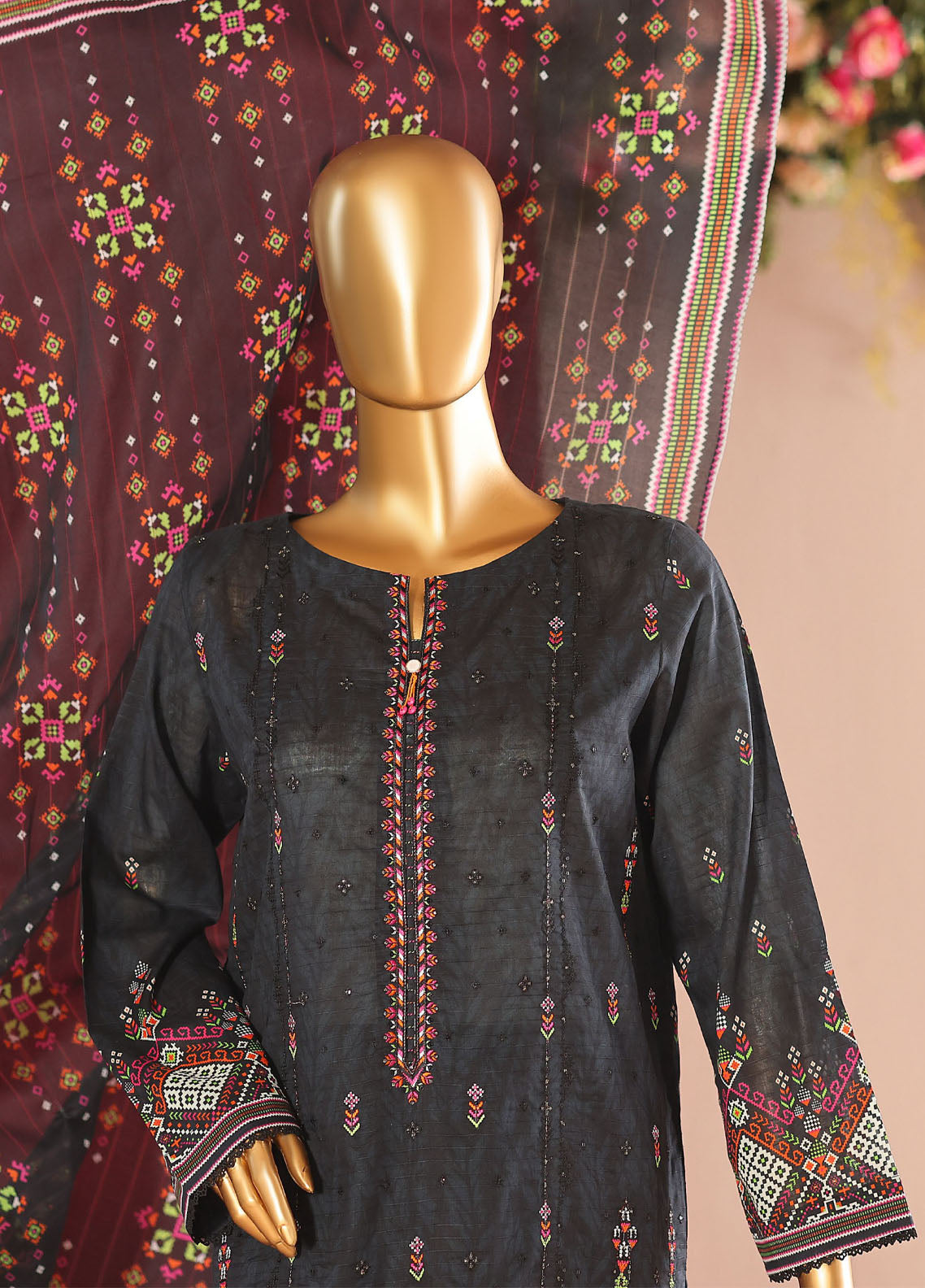 Vital By HZ Textiles Embroidered Lawn 3 Piece Unstitched Suit HZ26VE D-VEC-09 Vital By HZ Textiles Embroidered Lawn 3 Piece Unstitched Suit HZ26VE D-VEC-09