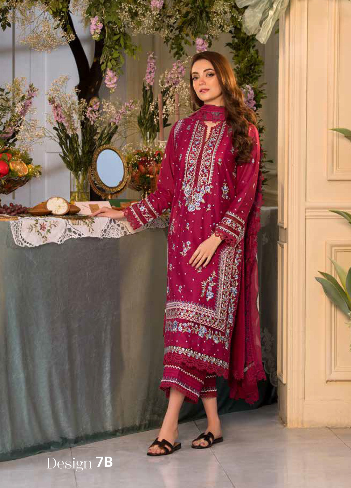 Vital By Sobia Nazir Embroidered Lawn 3 Piece Unstitched Suit SN25 D-7B Vital By Sobia Nazir Embroidered Lawn 3 Piece Unstitched Suit SN25 D-7B