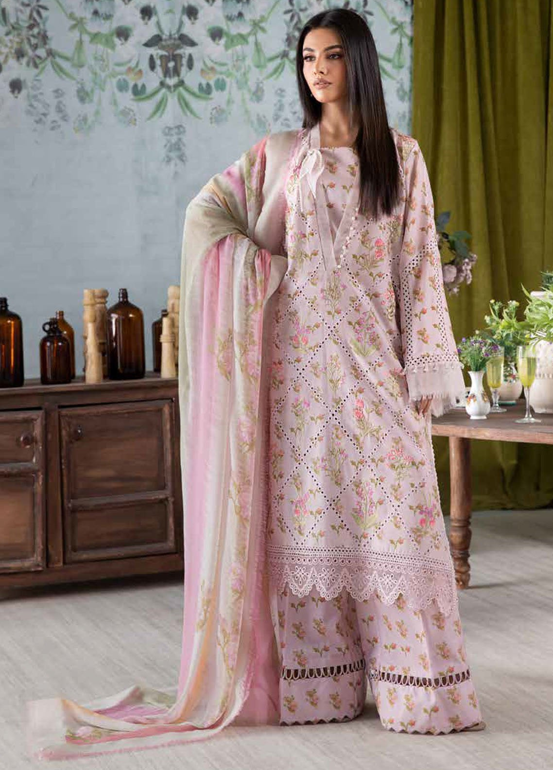 Vital By Sobia Nazir Embroidered Lawn 3 Piece Unstitched Suit SN25VV2 D-1A Vital By Sobia Nazir Embroidered Lawn 3 Piece Unstitched Suit SN25VV2 D-1A