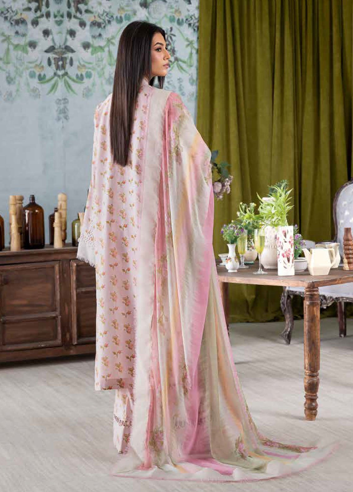 Vital By Sobia Nazir Embroidered Lawn 3 Piece Unstitched Suit SN25VV2 D-1A Vital By Sobia Nazir Embroidered Lawn 3 Piece Unstitched Suit SN25VV2 D-1A