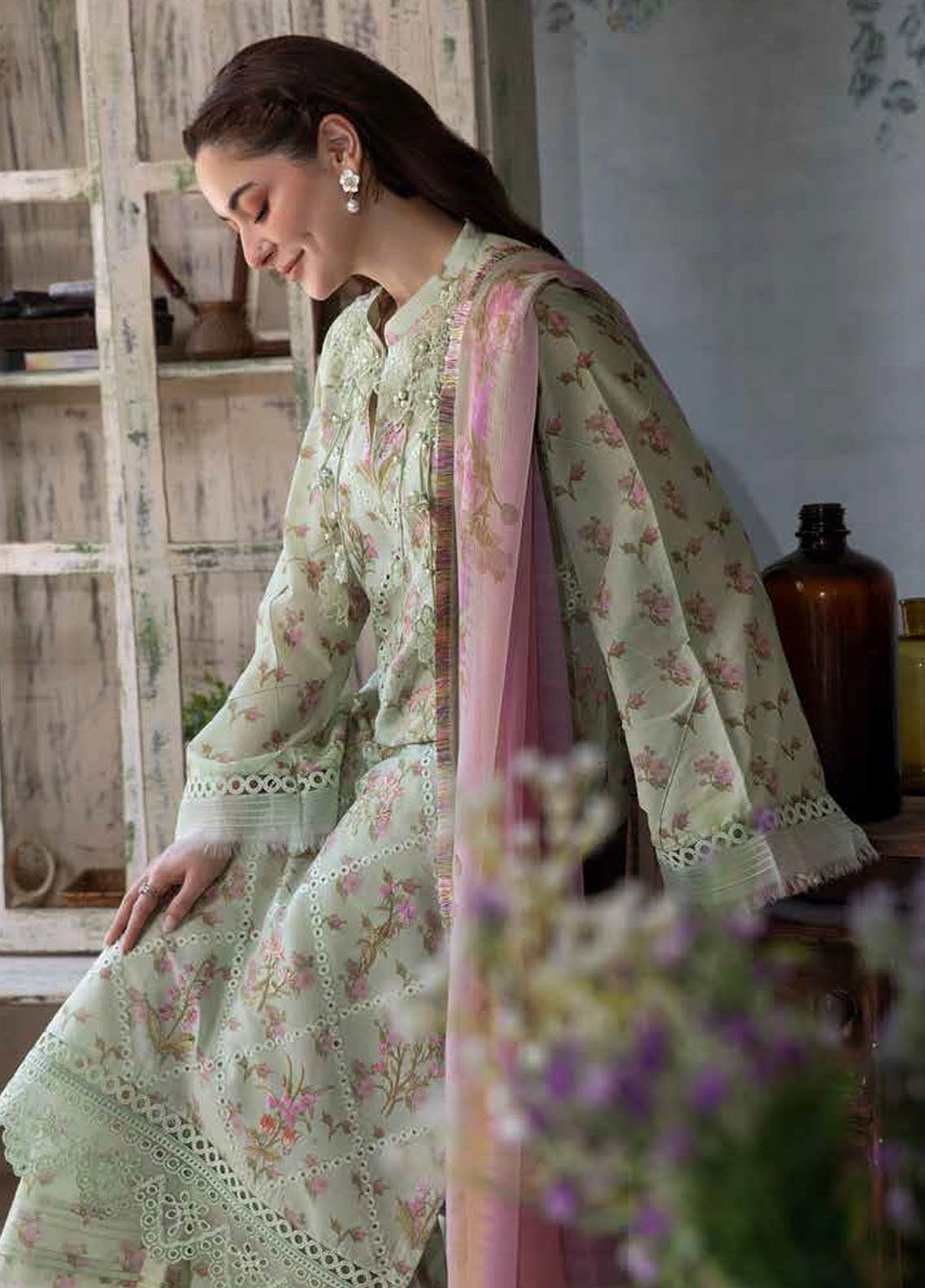 Vital By Sobia Nazir Embroidered Lawn 3 Piece Unstitched Suit SN25VV2 D-1B Vital By Sobia Nazir Embroidered Lawn 3 Piece Unstitched Suit SN25VV2 D-1B