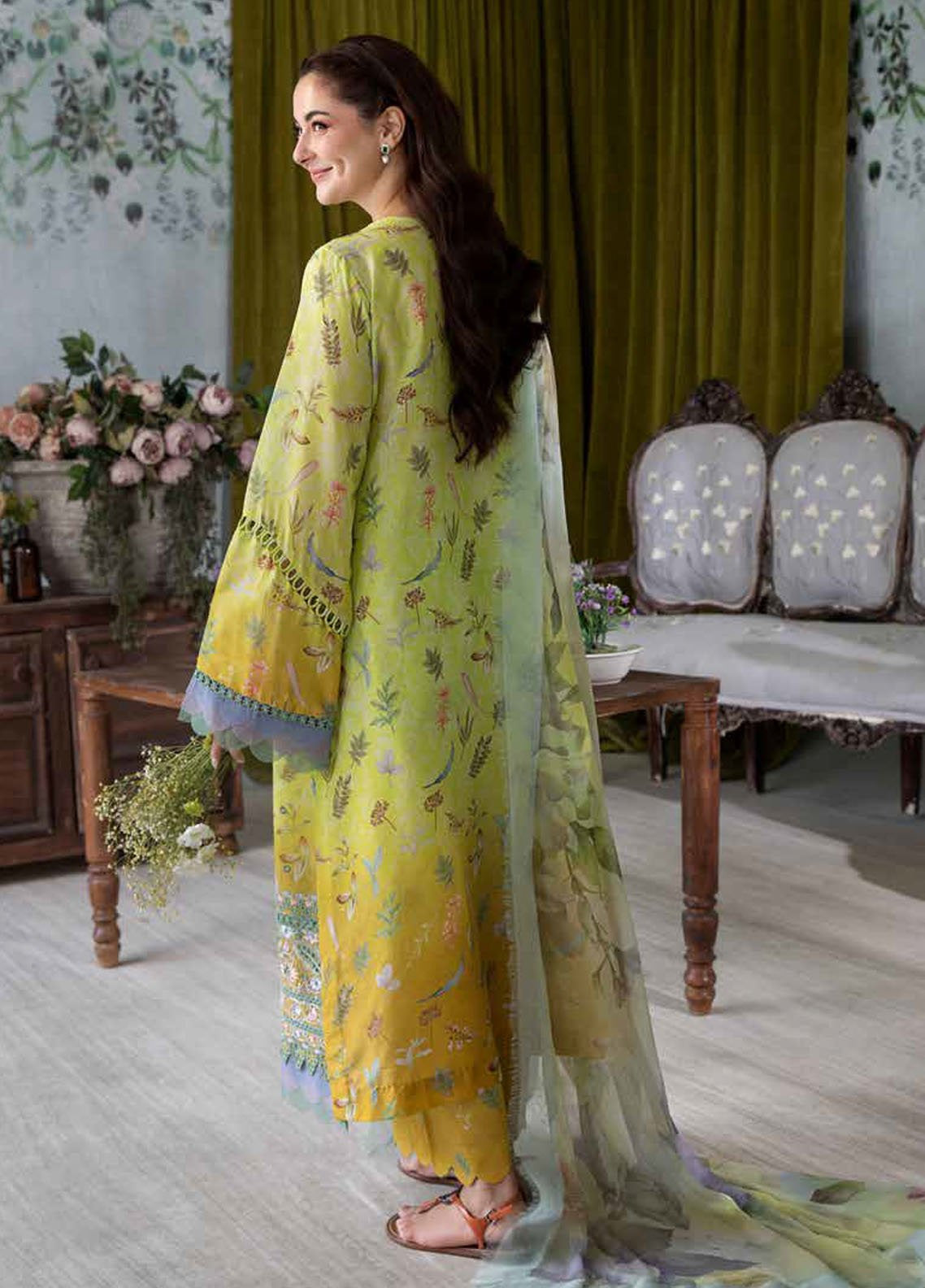 Vital By Sobia Nazir Embroidered Lawn 3 Piece Unstitched Suit SN25VV2 D-6A Vital By Sobia Nazir Embroidered Lawn 3 Piece Unstitched Suit SN25VV2 D-6A