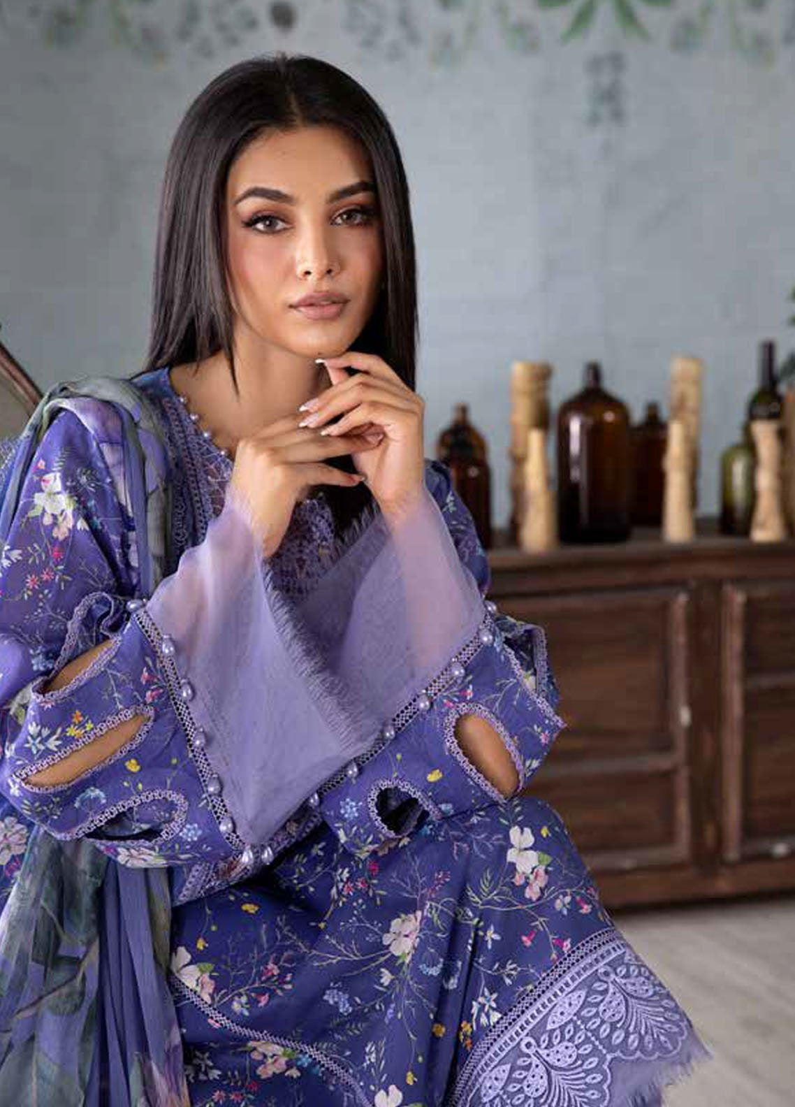 Vital By Sobia Nazir Embroidered Lawn 3 Piece Unstitched Suit SN25VV2 D-8A Vital By Sobia Nazir Embroidered Lawn 3 Piece Unstitched Suit SN25VV2 D-8A