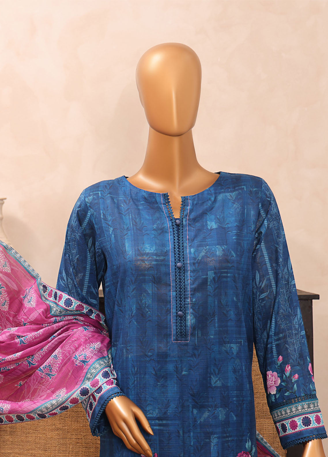 Vital Prints By HZ Textiles Printed Lawn 3 Piece Unstitched Suit HZ25VPSLV2 D-VP-07 Vital Prints By HZ Textiles Printed Lawn 3 Piece Unstitched Suit HZ25VPSLV2 D-VP-07