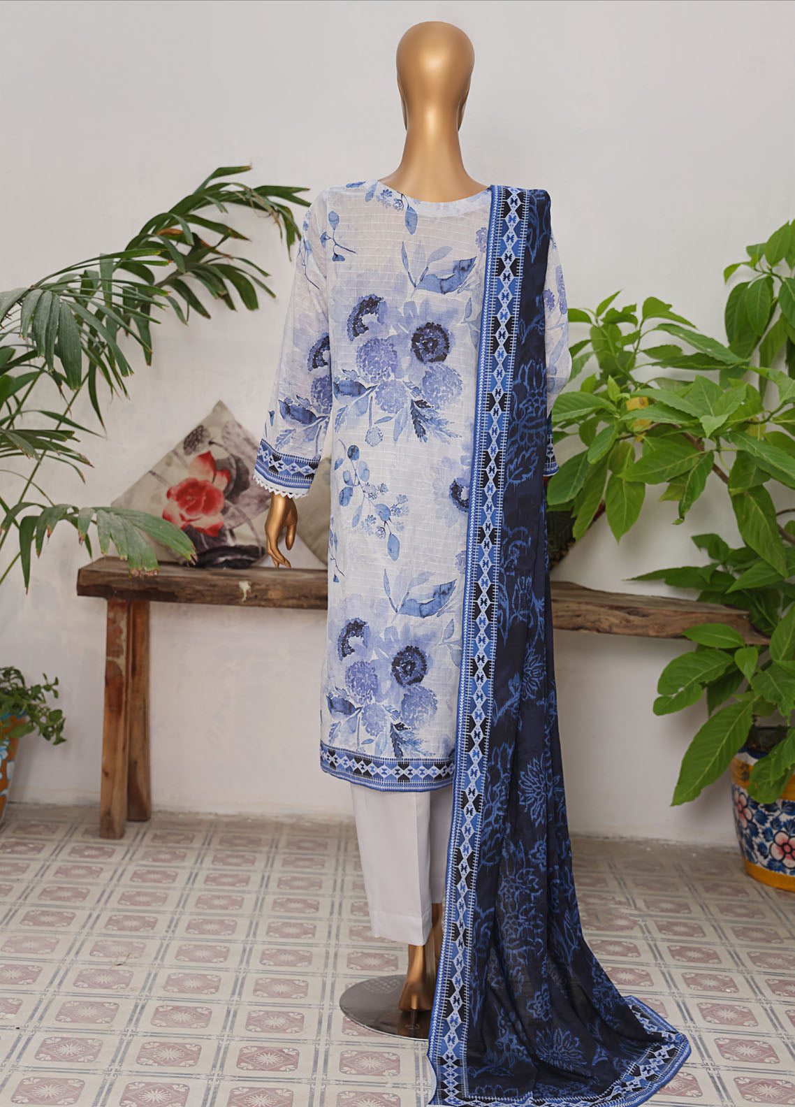 Vital Prints By HZ Textiles Slub Lawn 3 Piece Unstitched Suit HZ25VPSLD VP-04 Vital Prints By HZ Textiles Slub Lawn 3 Piece Unstitched Suit HZ25VPSLD VP-04