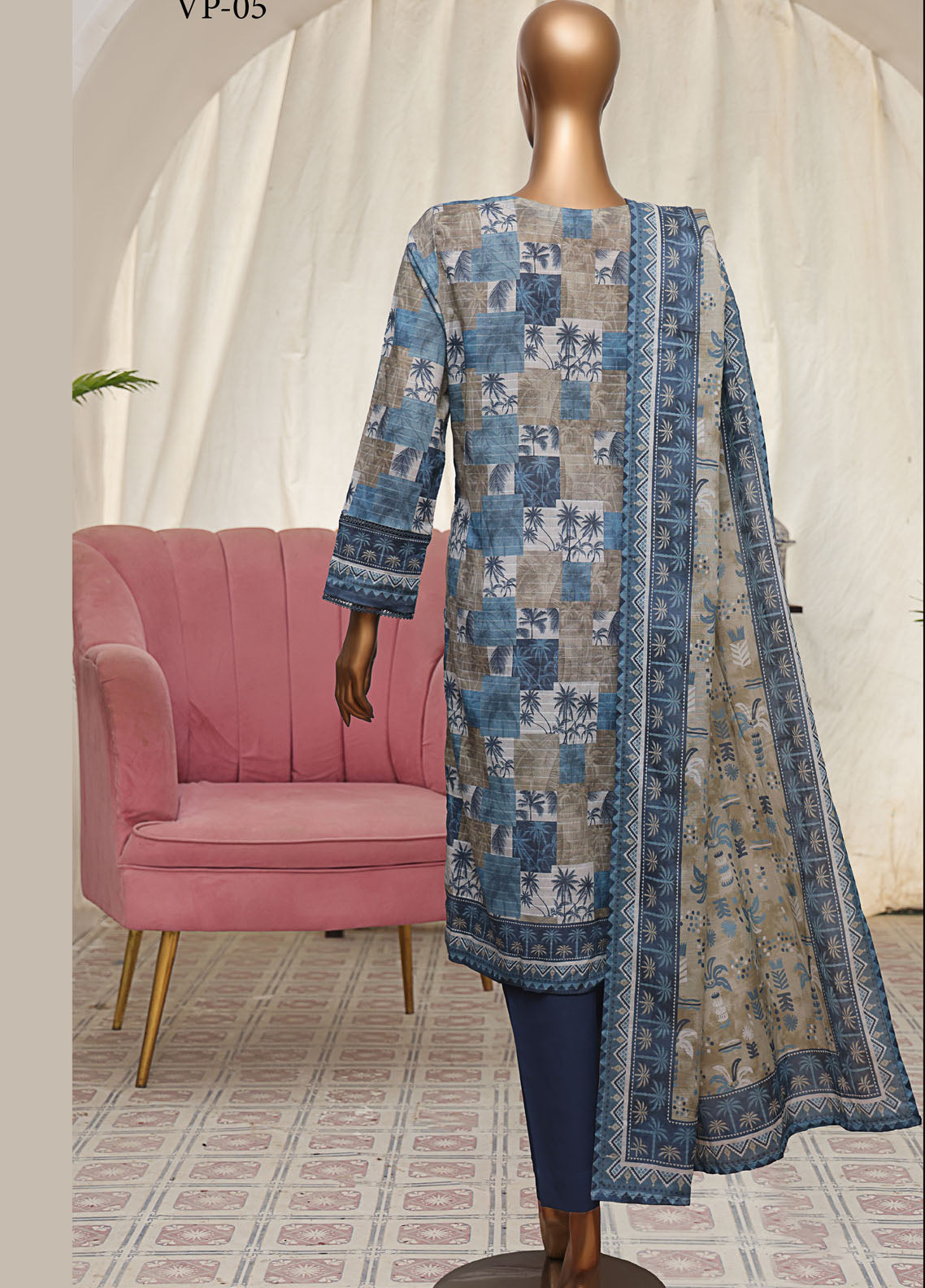 Vital Prints By HZ Textiles Slub Lawn 3 Piece Unstitched Suit HZ25VPSLD VP-05 Vital Prints By HZ Textiles Slub Lawn 3 Piece Unstitched Suit HZ25VPSLD VP-05