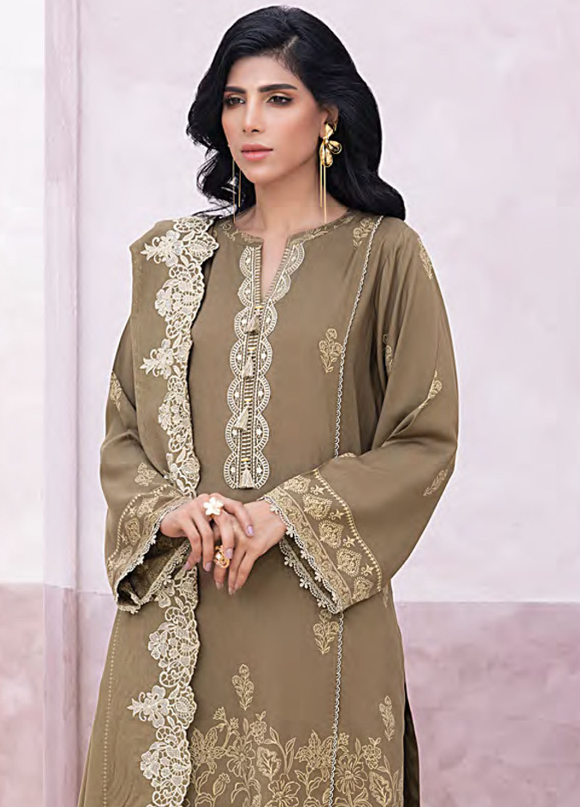 Winter Essentials By LSM Lakhany Embroidered Cashmi Wool 3 Piece Unstitched Suit LSM25WEE D-LG-IZ-0475-C Winter Essentials By LSM Lakhany Embroidered Cashmi Wool 3 Piece Unstitched Suit LSM25WEE D-LG-IZ-0475-C