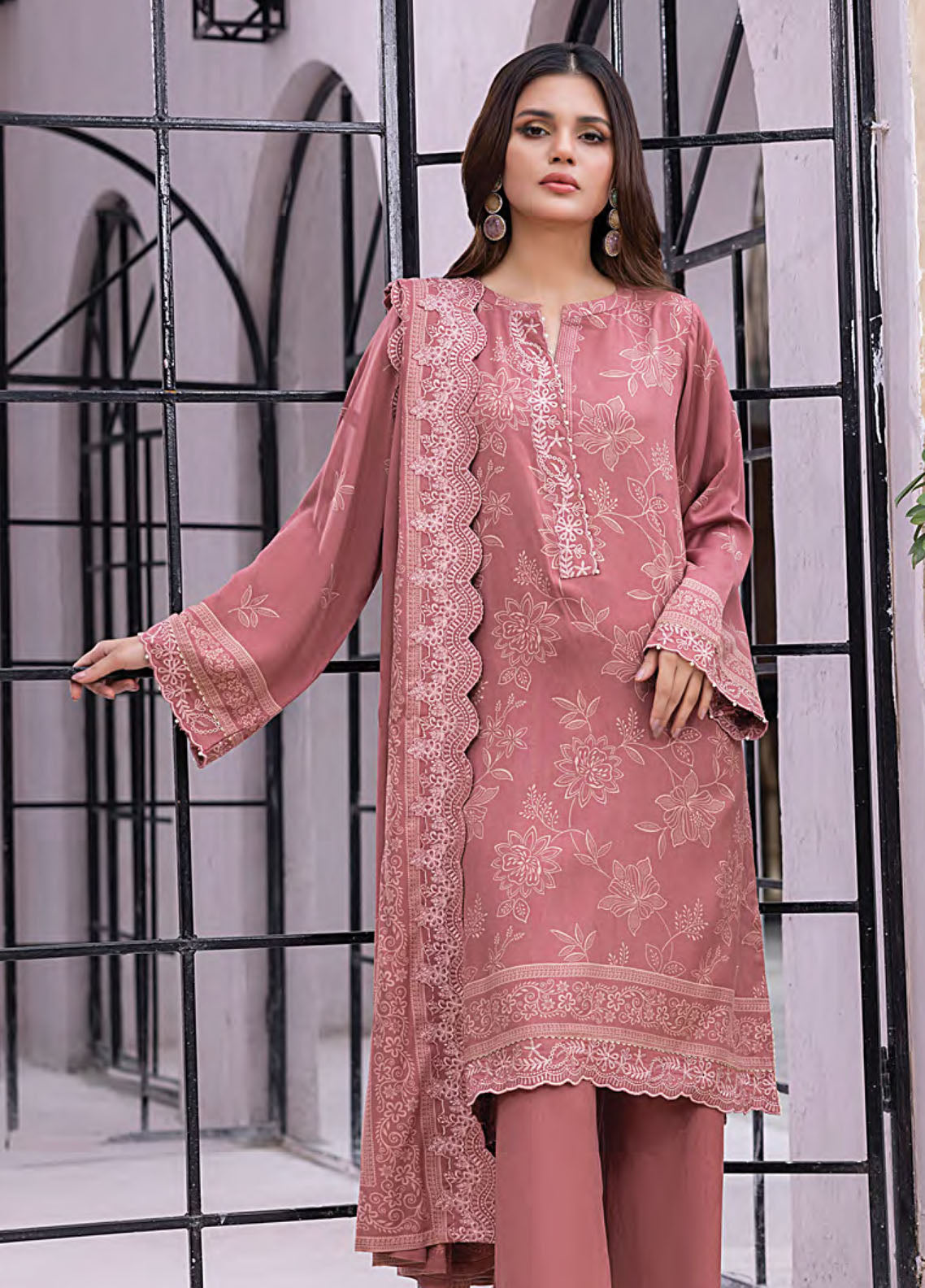 Winter Essentials By LSM Lakhany Embroidered Cashmi Wool 3 Piece Unstitched Suit LSM25WEE D-LG-RK-0067-B Winter Essentials By LSM Lakhany Embroidered Cashmi Wool 3 Piece Unstitched Suit LSM25WEE D-LG-RK-0067-B