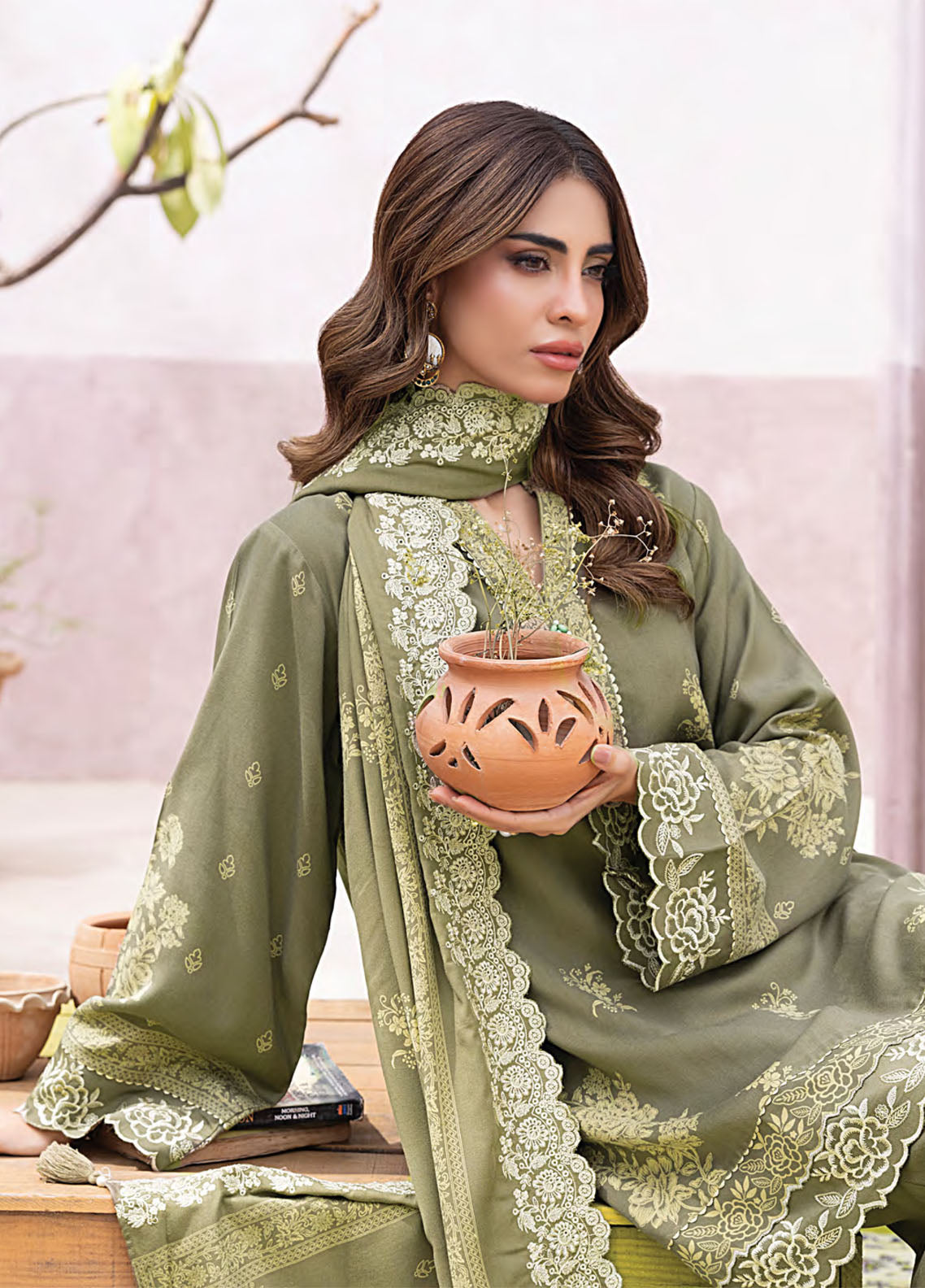 Winter Essentials By LSM Lakhany Embroidered Cashmi Wool 3 Piece Unstitched Suit LSM25WEE D-LG-RL-0307-B Winter Essentials By LSM Lakhany Embroidered Cashmi Wool 3 Piece Unstitched Suit LSM25WEE D-LG-RL-0307-B