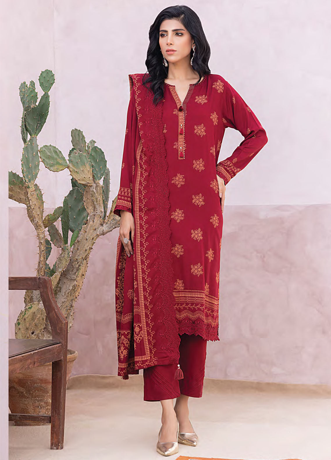 Winter Essentials By LSM Lakhany Embroidered Cashmi Wool 3 Piece Unstitched Suit LSM25WEE D-LG-SG-0019-C Winter Essentials By LSM Lakhany Embroidered Cashmi Wool 3 Piece Unstitched Suit LSM25WEE D-LG-SG-0019-C