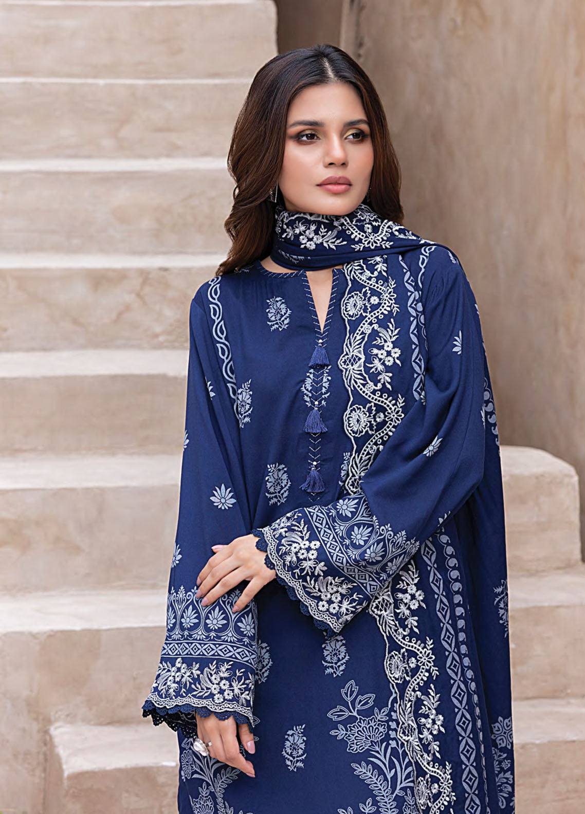 Winter Essentials By LSM Lakhany Embroidered Cashmi Wool 3 Piece Unstitched Suit LSM25WEE D-LG-UB-0210-A Winter Essentials By LSM Lakhany Embroidered Cashmi Wool 3 Piece Unstitched Suit LSM25WEE D-LG-UB-0210-A