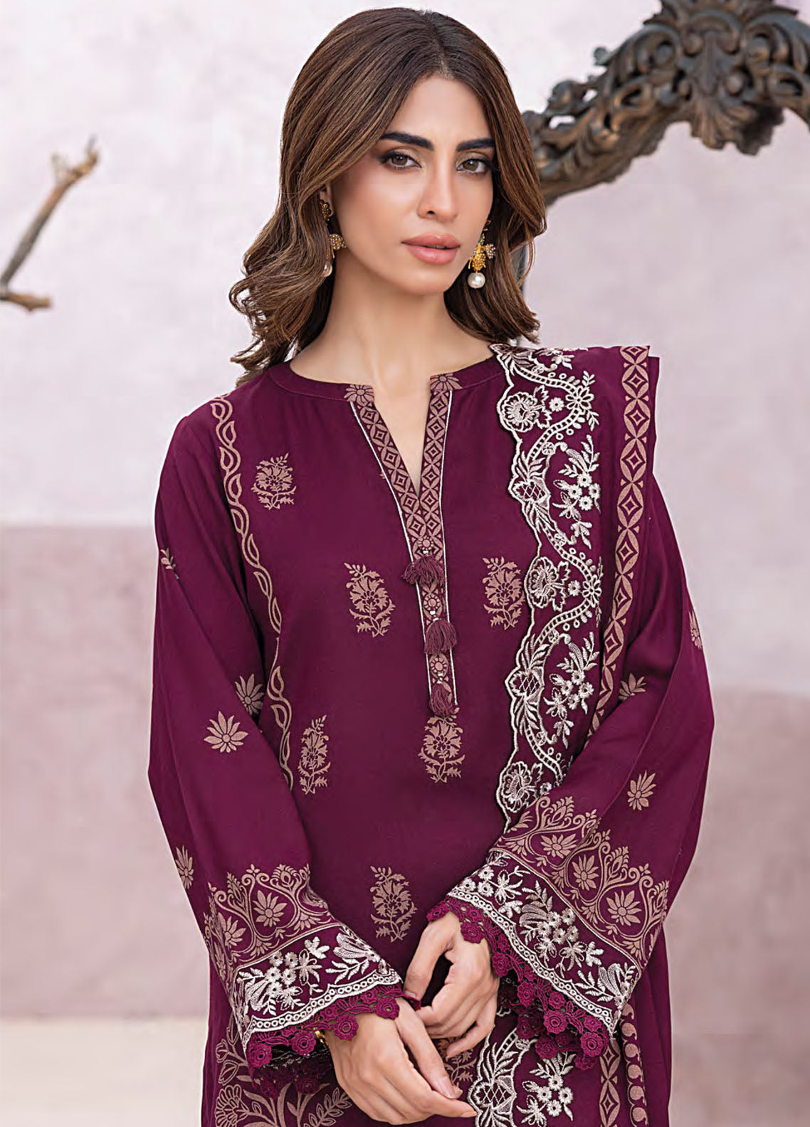Winter Essentials By LSM Lakhany Embroidered Cashmi Wool 3 Piece Unstitched Suit LSM25WEE D-LG-UB-0210-C Winter Essentials By LSM Lakhany Embroidered Cashmi Wool 3 Piece Unstitched Suit LSM25WEE D-LG-UB-0210-C
