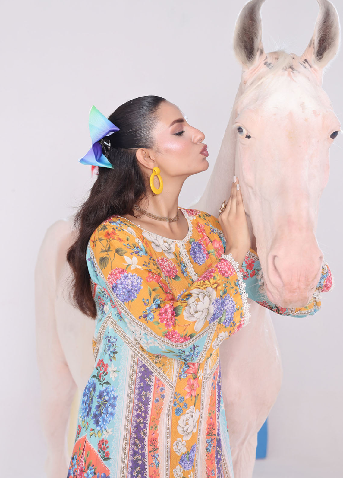 Working Women By Schick Digital Printed Lawn 2 Piece Unstitched Suit SDH25WWV2 DP-02 Working Women By Schick Digital Printed Lawn 2 Piece Unstitched Suit SDH25WWV2 DP-02