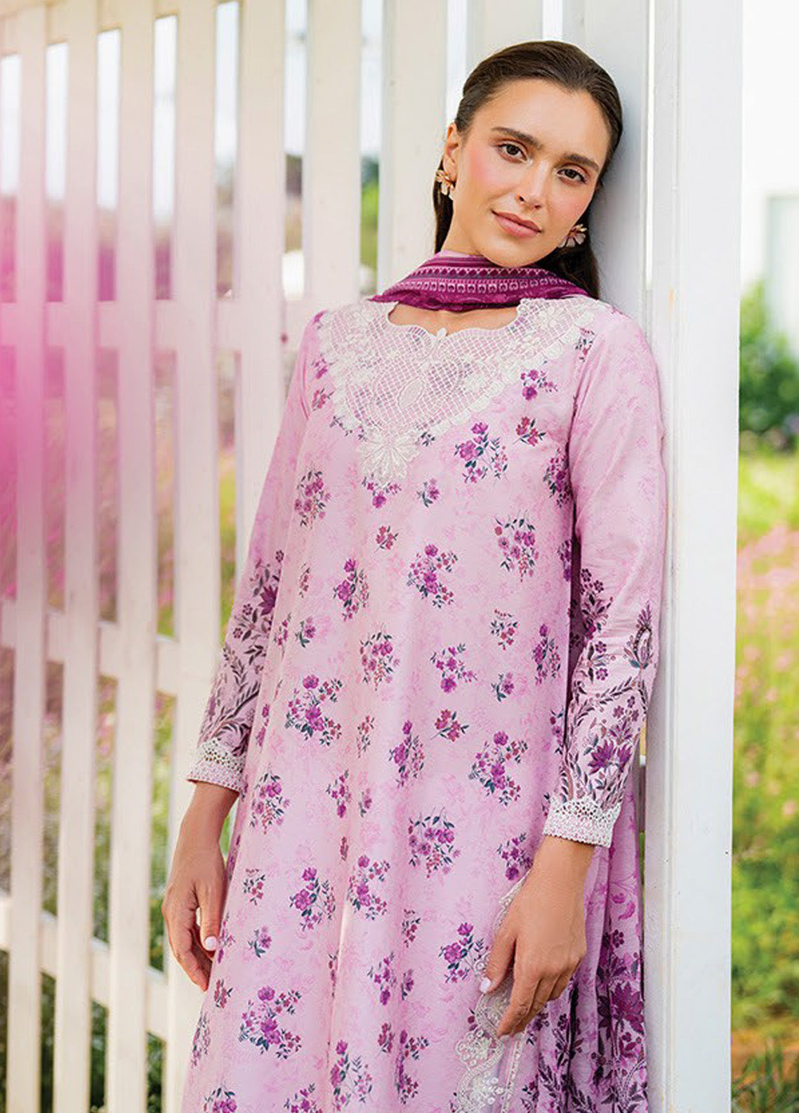 Xenia Luxury Embroidered Lawn 3 Piece Unstitched Suit XE25LL D-XF-930 WINSLOW Xenia Luxury Embroidered Lawn 3 Piece Unstitched Suit XE25LL D-XF-930 WINSLOW