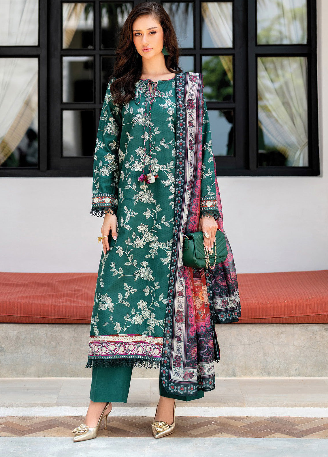 Xenia Luxury Embroidered Lawn 3 Piece Unstitched Suit XE25LL D-XF-954 GIGI Xenia Luxury Embroidered Lawn 3 Piece Unstitched Suit XE25LL D-XF-954 GIGI