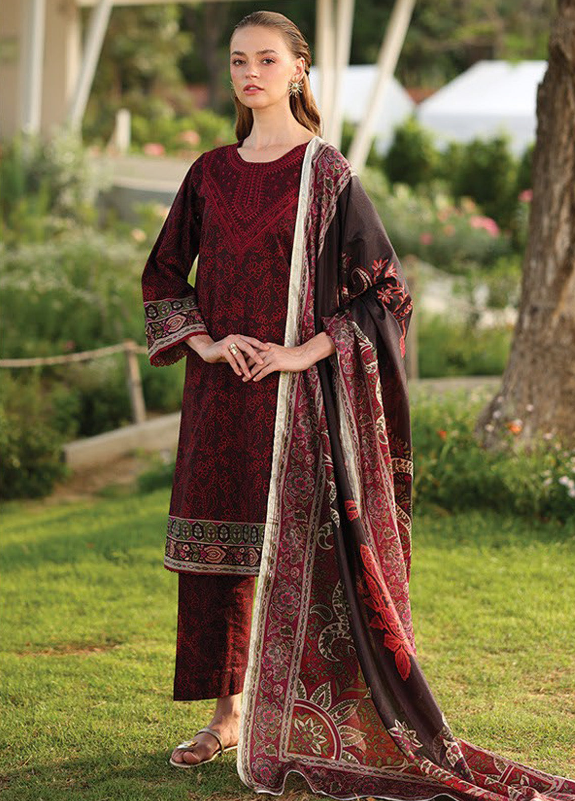 Xenia Luxury Embroidered Lawn 3 Piece Unstitched Suit XE25LL D-XF-964 ORNATE Xenia Luxury Embroidered Lawn 3 Piece Unstitched Suit XE25LL D-XF-964 ORNATE