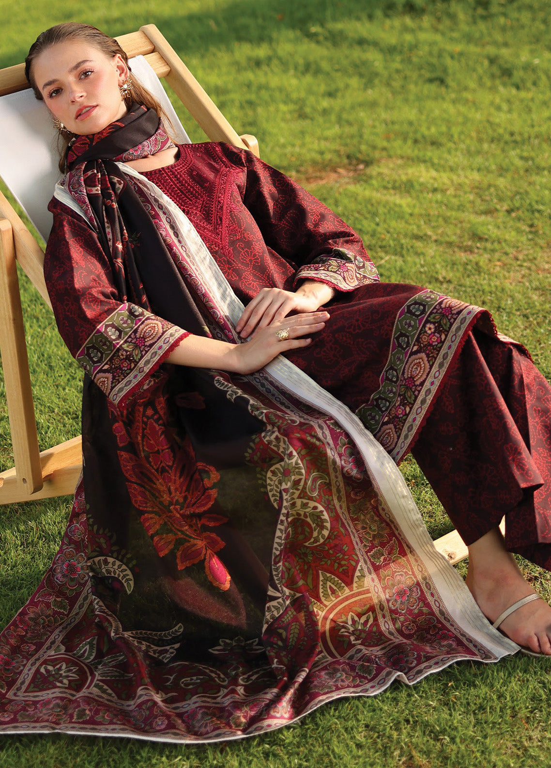 Xenia Luxury Embroidered Lawn 3 Piece Unstitched Suit XE25LL D-XF-964 ORNATE Xenia Luxury Embroidered Lawn 3 Piece Unstitched Suit XE25LL D-XF-964 ORNATE