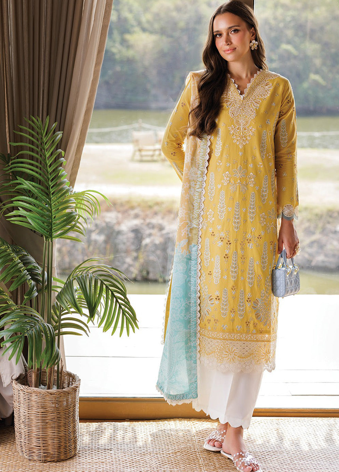 Xenia Luxury Embroidered Lawn 3 Piece Unstitched Suit ZE25LL D-03 SINSEAD Xenia Luxury Embroidered Lawn 3 Piece Unstitched Suit ZE25LL D-03 SINSEAD