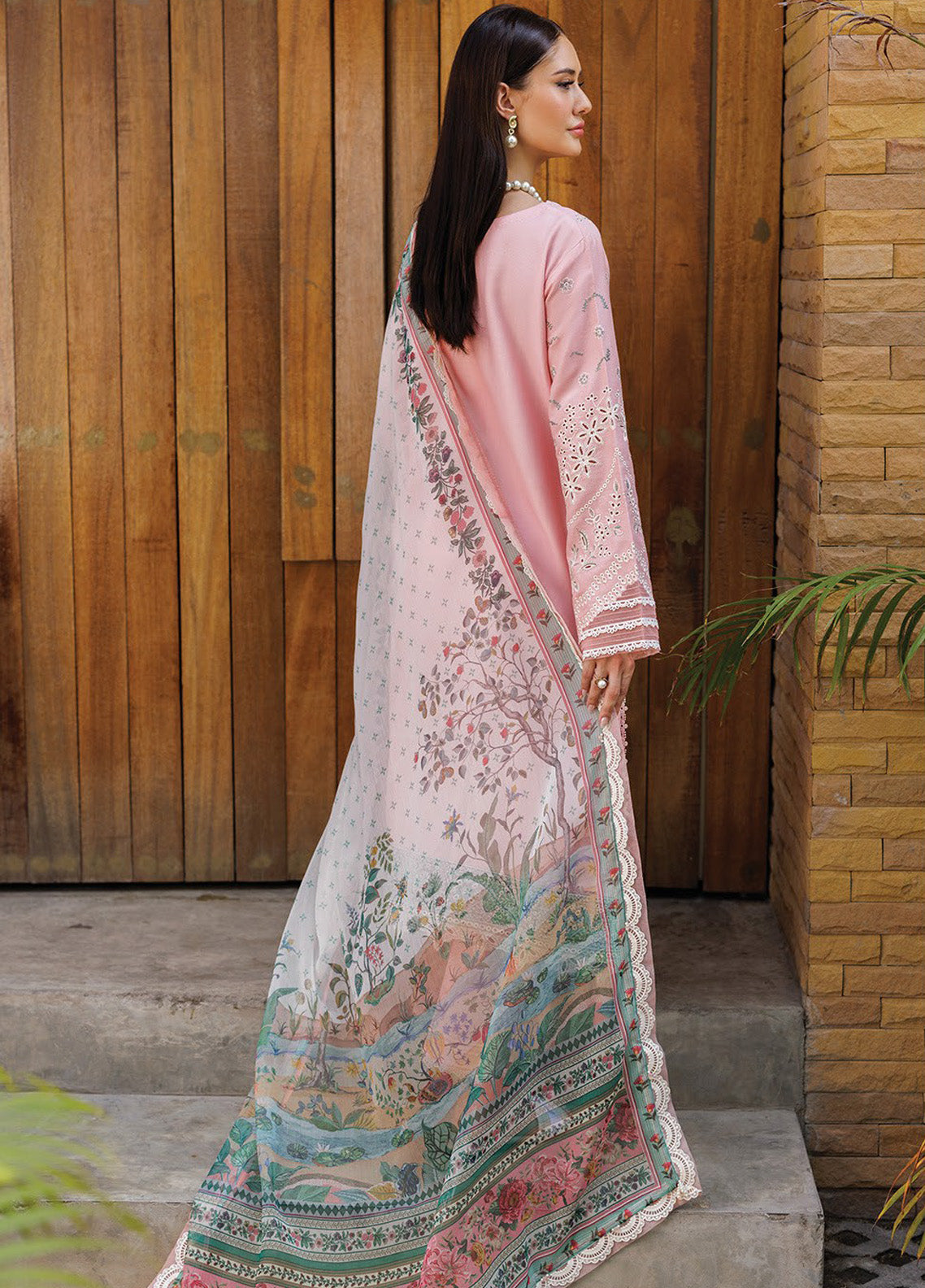 Xenia Luxury Embroidered Lawn 3 Piece Unstitched Suit ZE25LL D-05 TURIN Xenia Luxury Embroidered Lawn 3 Piece Unstitched Suit ZE25LL D-05 TURIN