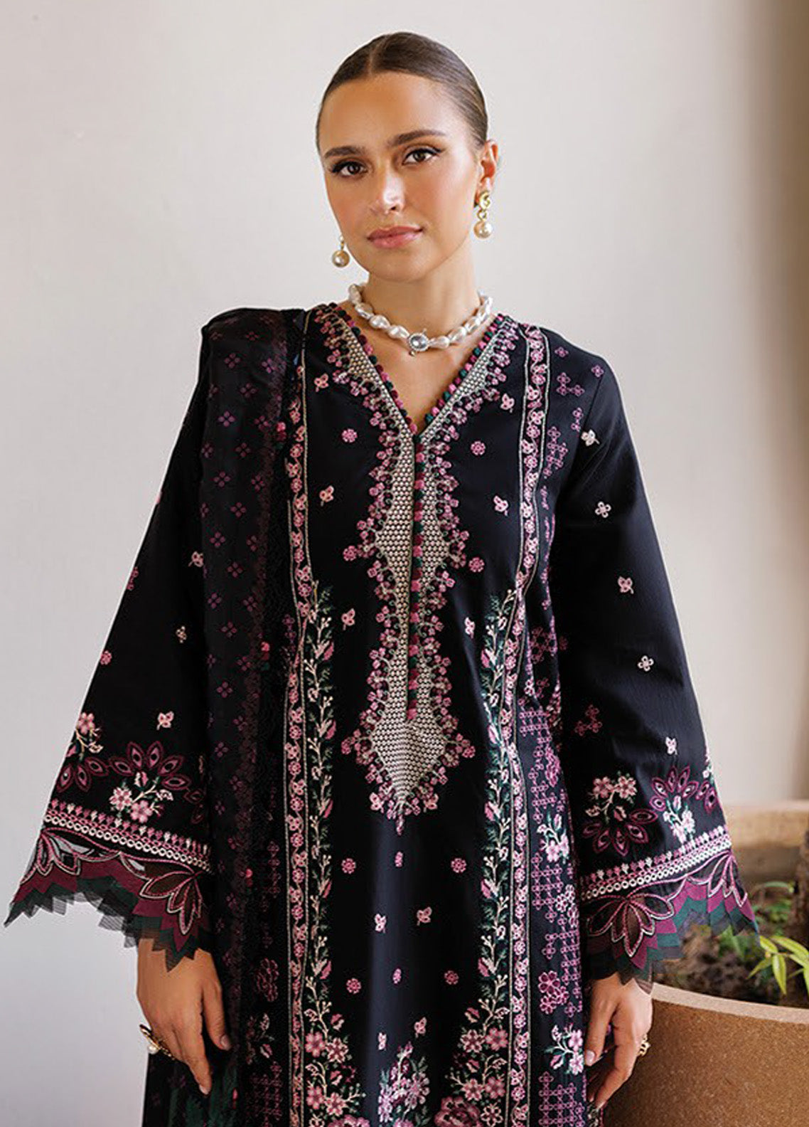 Xenia Luxury Embroidered Lawn 3 Piece Unstitched Suit ZE25LL D-08 ZITA Xenia Luxury Embroidered Lawn 3 Piece Unstitched Suit ZE25LL D-08 ZITA