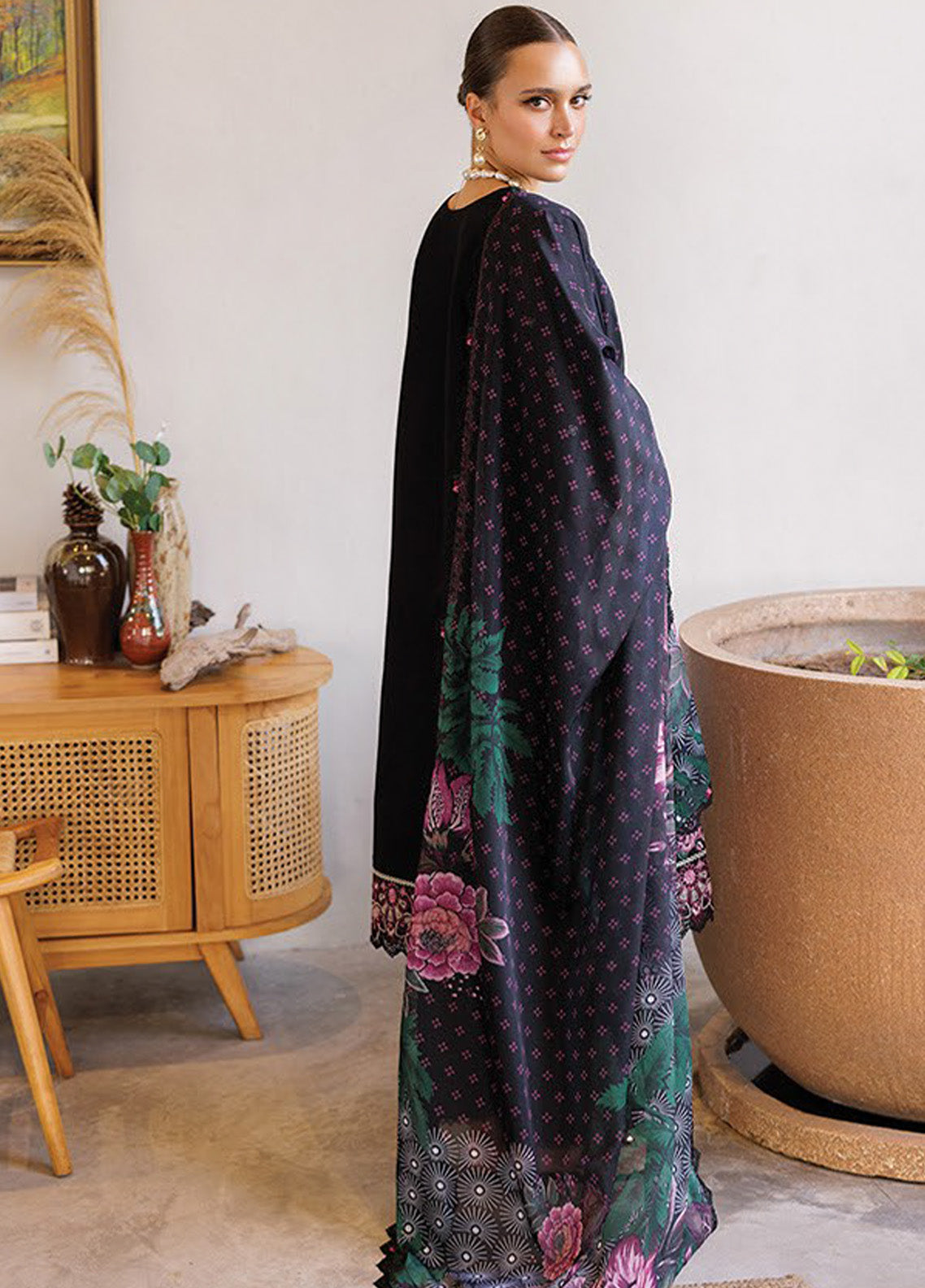 Xenia Luxury Embroidered Lawn 3 Piece Unstitched Suit ZE25LL D-08 ZITA Xenia Luxury Embroidered Lawn 3 Piece Unstitched Suit ZE25LL D-08 ZITA
