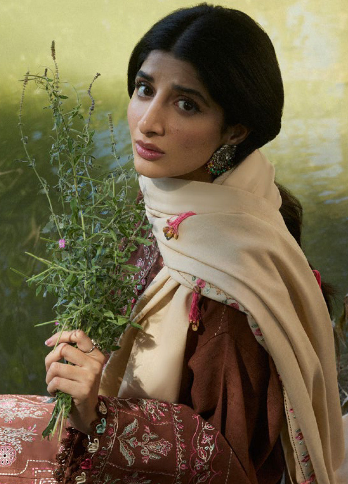 Zaha By Khadija Shah Embroidered Jacquard 3 Piece Unstitched Suit ZH24W ZW24-14 SAHIBA Zaha By Khadija Shah Embroidered Jacquard 3 Piece Unstitched Suit ZH24W ZW24-14 SAHIBA