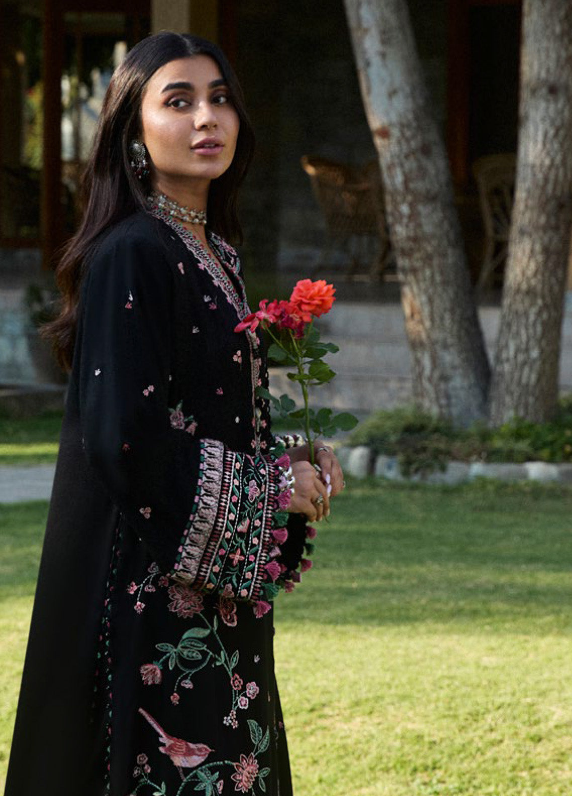 Zaha By Khadija Shah Embroidered Karandi 3 Piece Unstitched Suit ZH24W ZW24-09 NAYAB Zaha By Khadija Shah Embroidered Karandi 3 Piece Unstitched Suit ZH24W ZW24-09 NAYAB