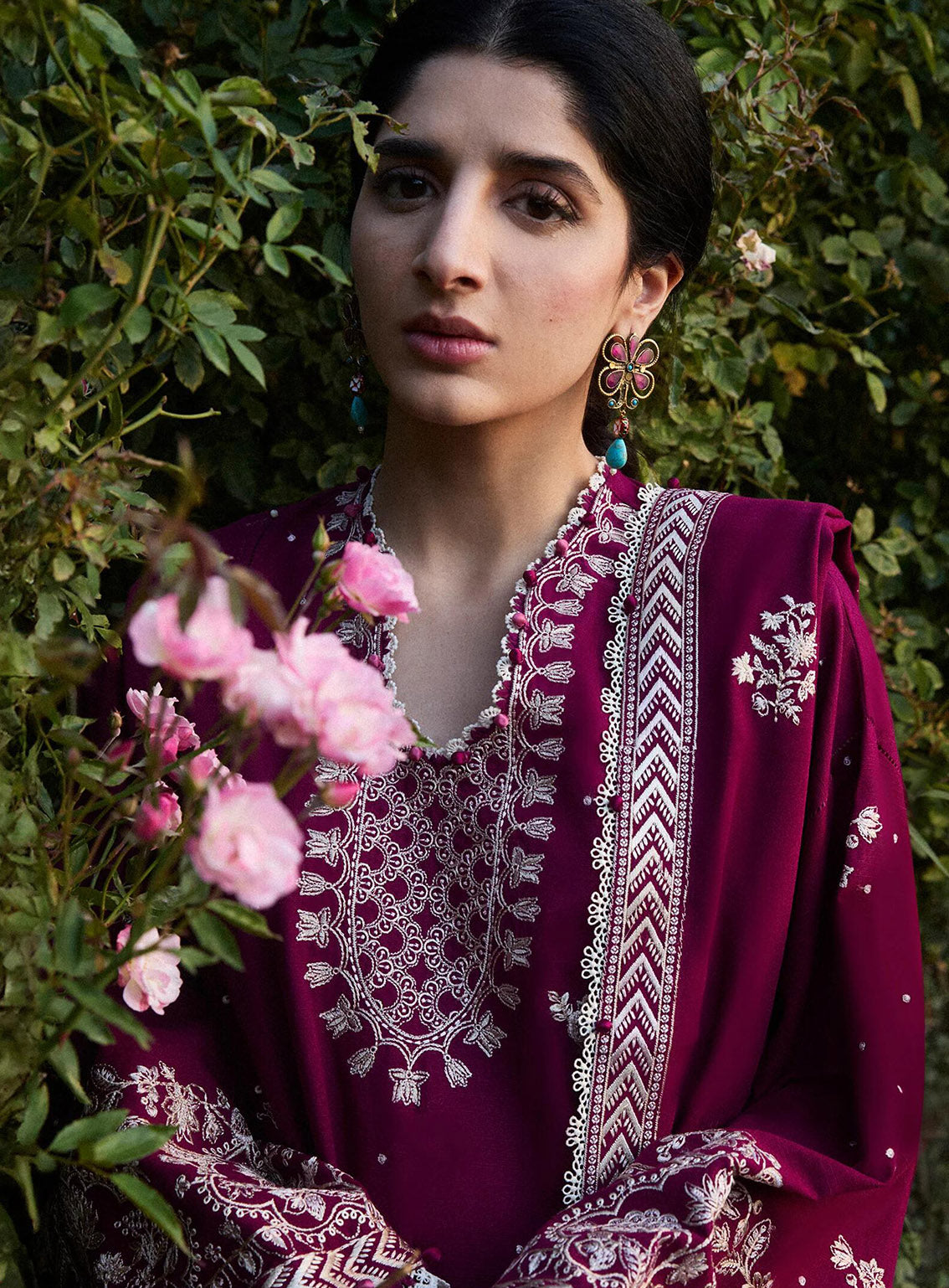 Zaha By Khadija Shah Embroidered Khaddar 3 Piece Unstitched Suit ZH24W ZW24-12 AFREEN Zaha By Khadija Shah Embroidered Khaddar 3 Piece Unstitched Suit ZH24W ZW24-12 AFREEN