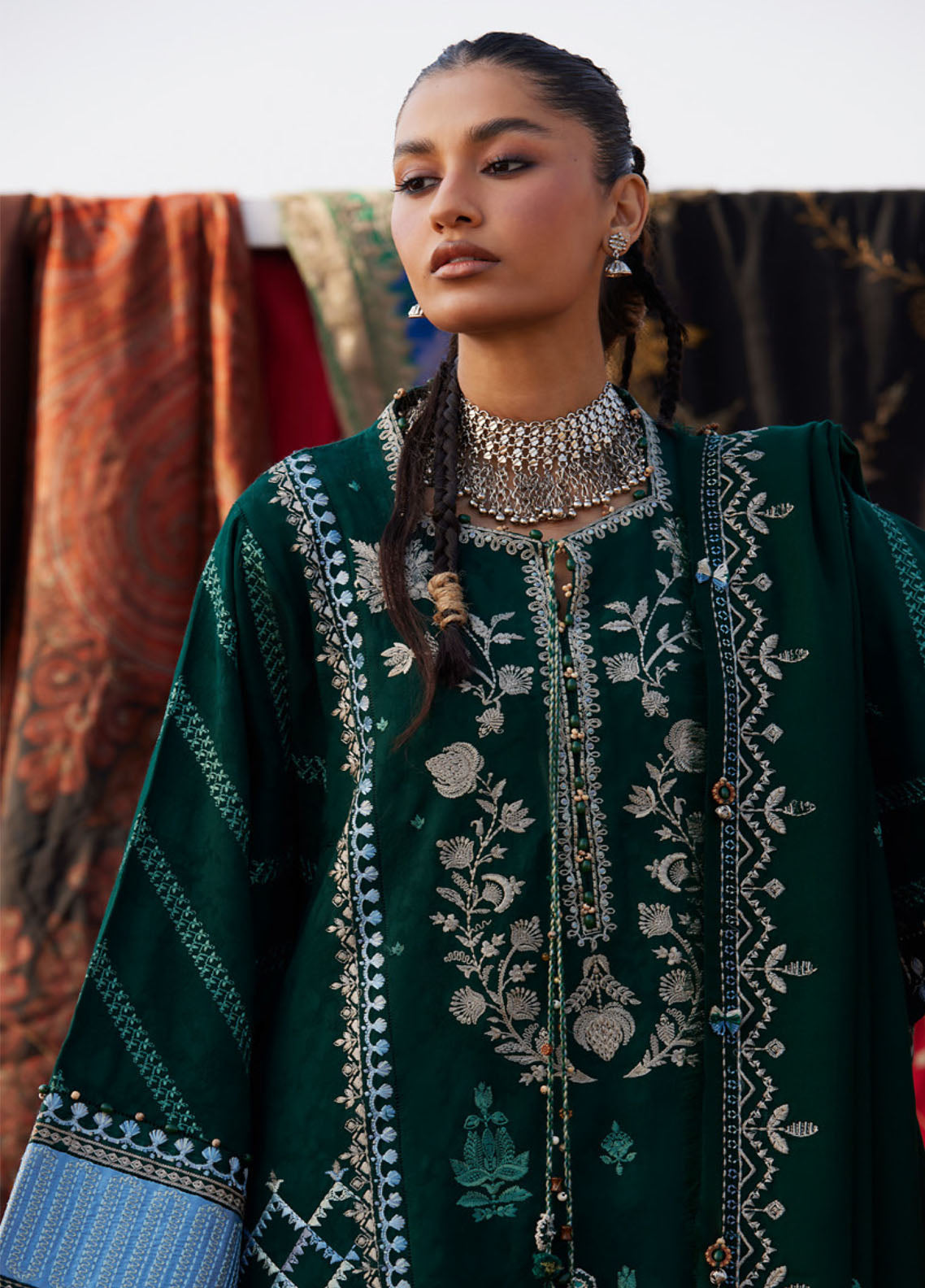 Zaha By Khadijah Shah Embroidered Jacquard Suits Unstitched 3 Piece ZH25NL D-ZW-09 YASMIN Zaha By Khadijah Shah Embroidered Jacquard Suits Unstitched 3 Piece ZH25NL D-ZW-09 YASMIN