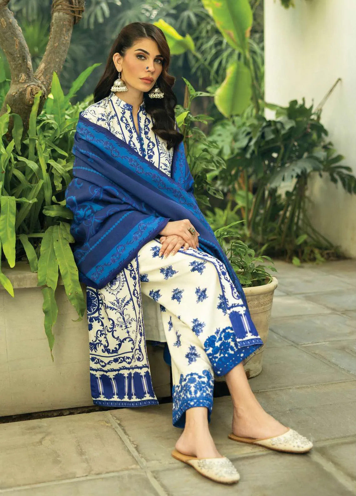 Zainab Chottani Embroidered Herringbone 3 Piece Unstitched Suit ZC24WS D-07 RANIA Zainab Chottani Embroidered Herringbone 3 Piece Unstitched Suit ZC24WS D-07 RANIA