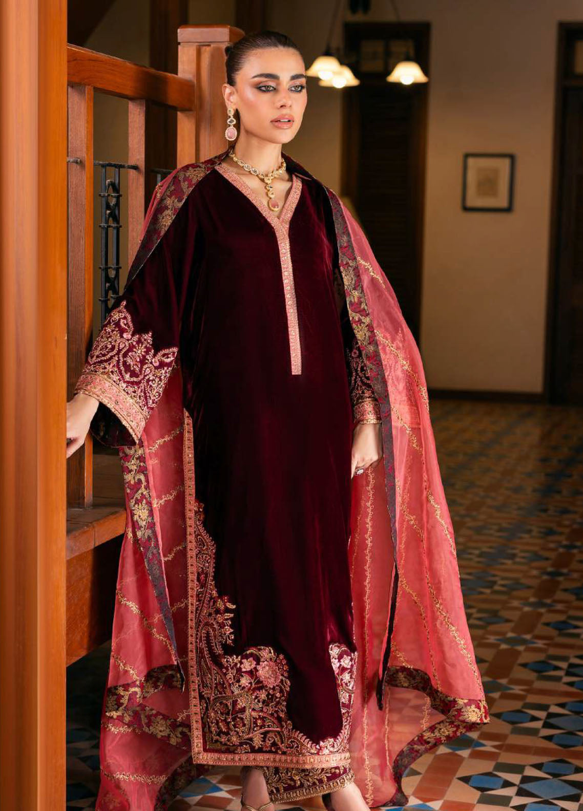 Zainab Chottani Embroidered Velvet 3 Piece Unstitched Suit ZC25LV D-AIMA Zainab Chottani Embroidered Velvet 3 Piece Unstitched Suit ZC25LV D-AIMA