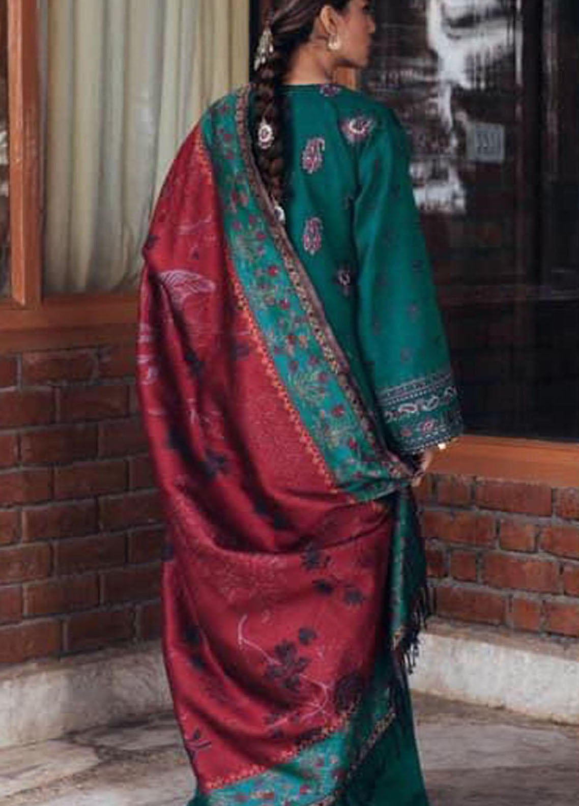 Zara Shahjahan Embroidered Khaddar 3 Piece Unstitched Suit ZS21W ZEB Zara Shahjahan Embroidered Khaddar 3 Piece Unstitched Suit ZS21W ZEB