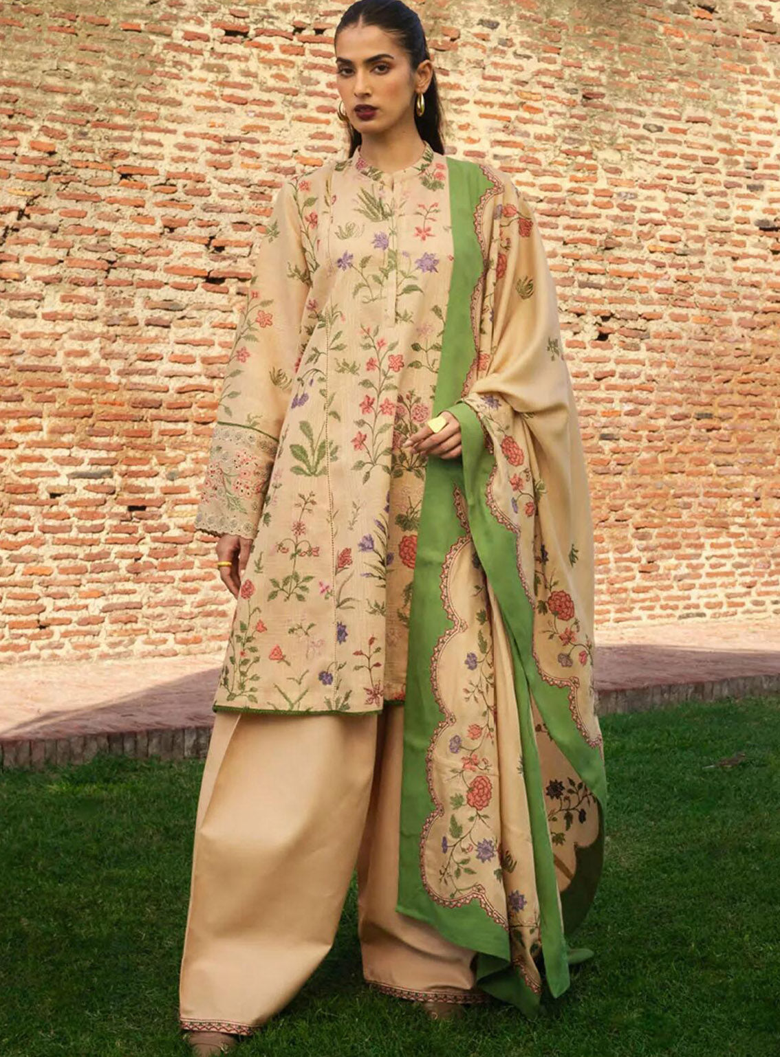 Zara Shahjahan Embroidered Khaddar 3 Piece Unstitched Suit ZS24UW D-03 NEGAH Zara Shahjahan Embroidered Khaddar 3 Piece Unstitched Suit ZS24UW D-03 NEGAH