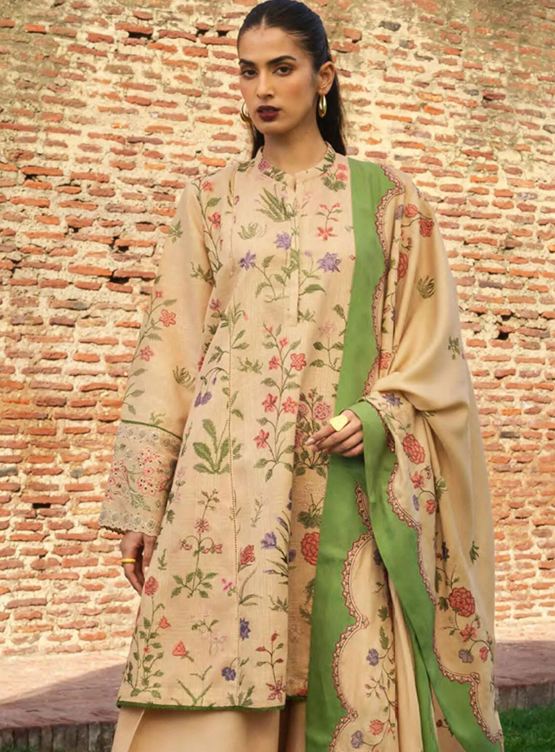 Zara Shahjahan Embroidered Khaddar 3 Piece Unstitched Suit ZS24UW D-03 NEGAH Zara Shahjahan Embroidered Khaddar 3 Piece Unstitched Suit ZS24UW D-03 NEGAH