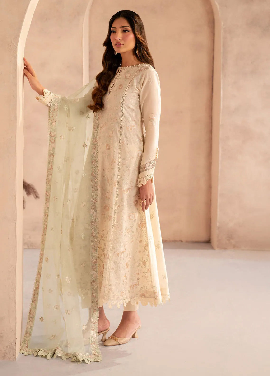 Zarif Embroidered Lawn 3 Piece Unstitched Suit ZF25EL D-01 DAHEER Zarif Embroidered Lawn 3 Piece Unstitched Suit ZF25EL D-01 DAHEER