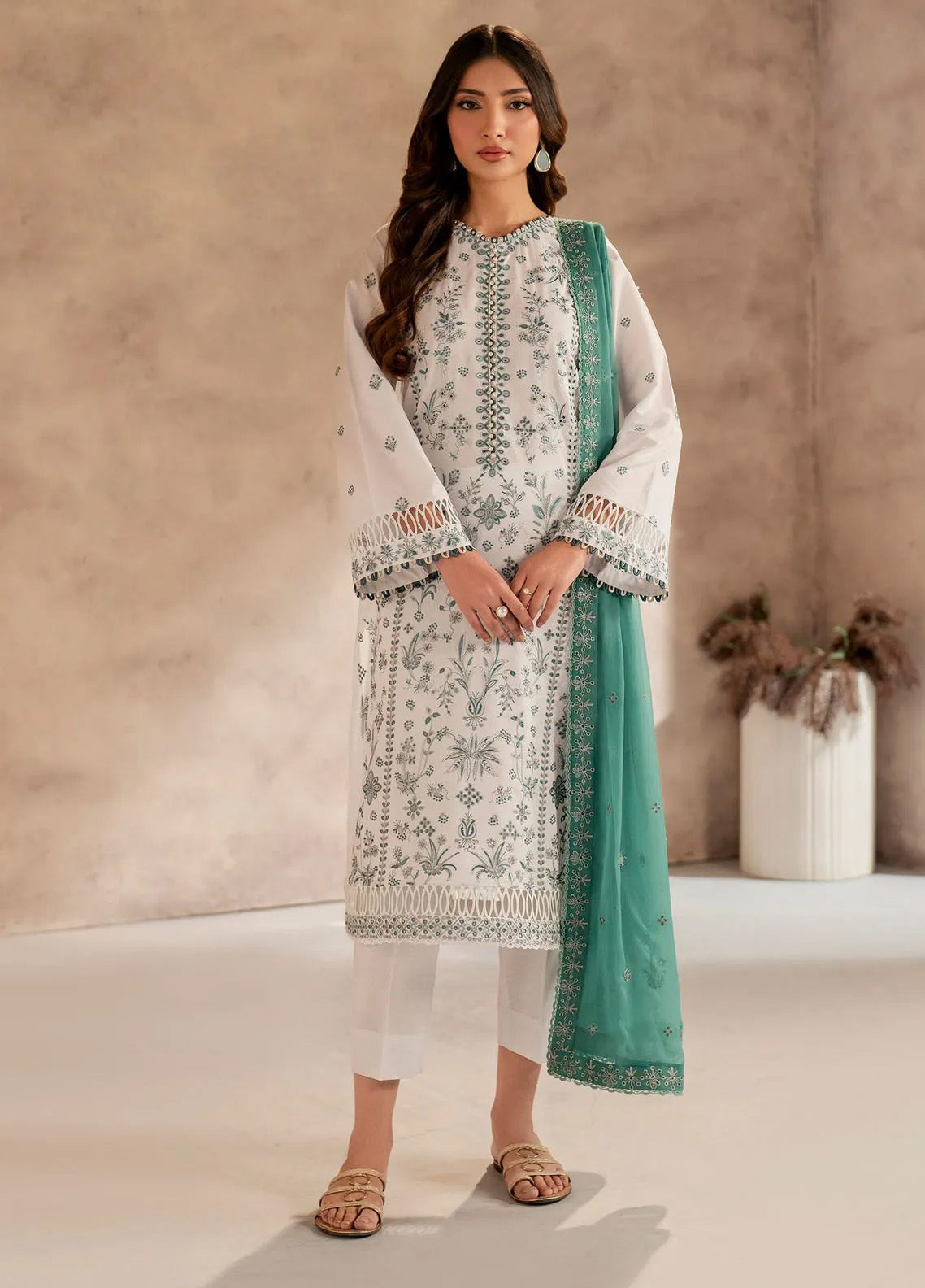 Zarif Embroidered Lawn 3 Piece Unstitched Suit ZF25EL D-05 SEMIL Zarif Embroidered Lawn 3 Piece Unstitched Suit ZF25EL D-05 SEMIL
