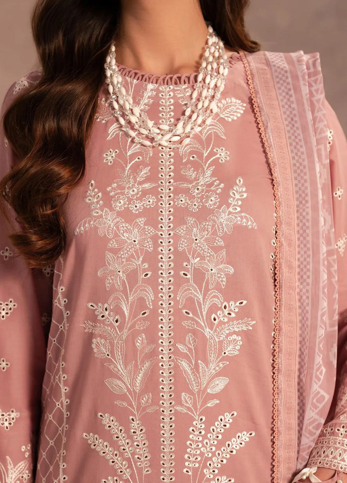 Zarif Embroidered Lawn 3 Piece Unstitched Suit ZF25EL D-07 ANEEMA Zarif Embroidered Lawn 3 Piece Unstitched Suit ZF25EL D-07 ANEEMA