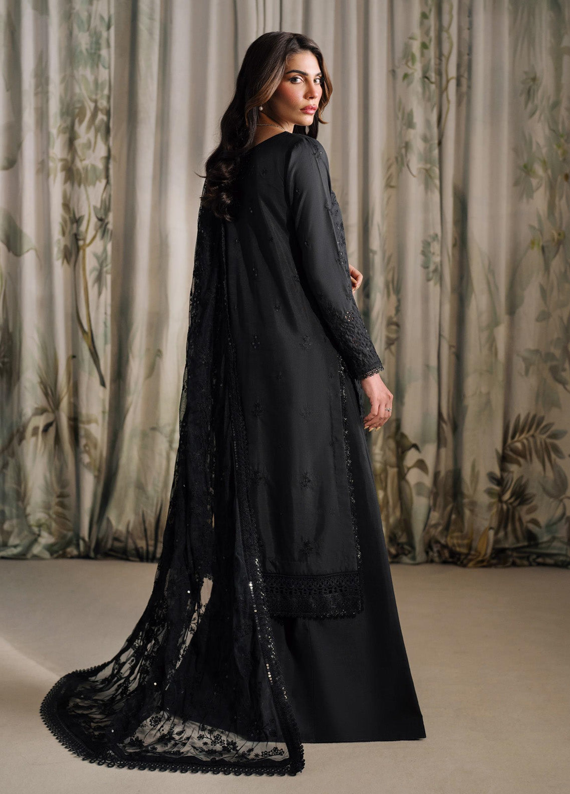 Zarif Embroidered Raw Silk 3 Piece Unstitched Suit ZF24RS ZRF-RW-02 ZIVAH Zarif Embroidered Raw Silk 3 Piece Unstitched Suit ZF24RS ZRF-RW-02 ZIVAH