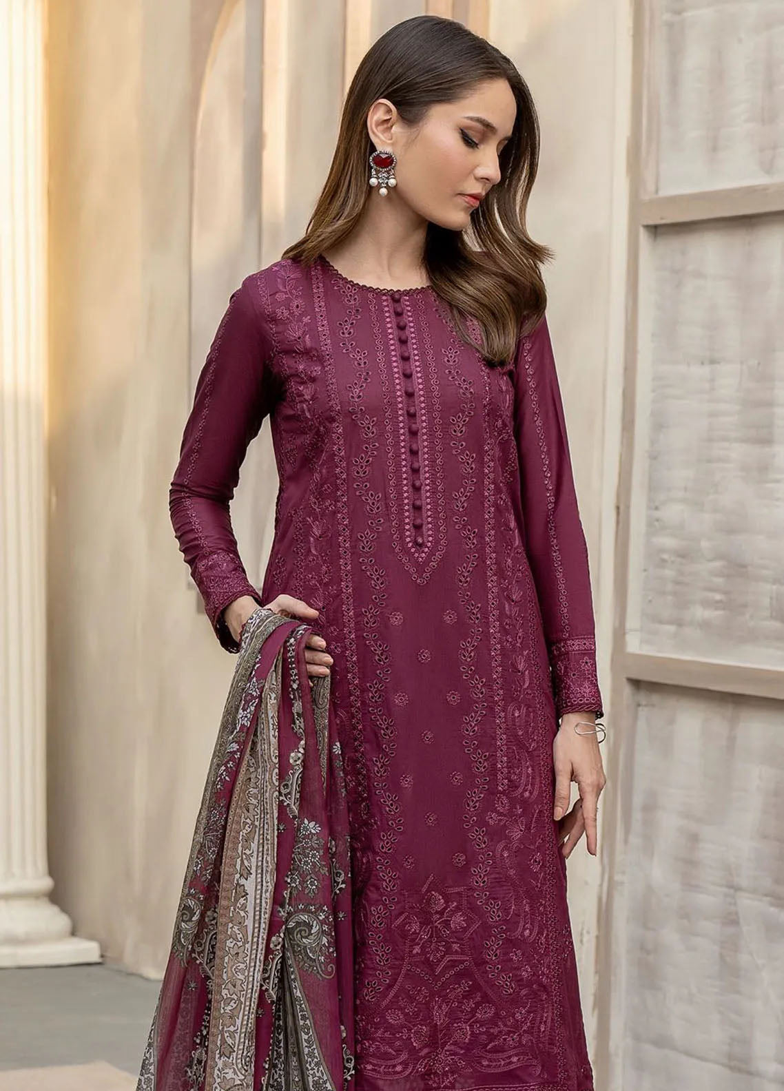Zarif Festive Embroidered Lawn 3 Piece Unstitched Suit ZF24F ZFL-01 RAHAA Zarif Festive Embroidered Lawn 3 Piece Unstitched Suit ZF24F ZFL-01 RAHAA