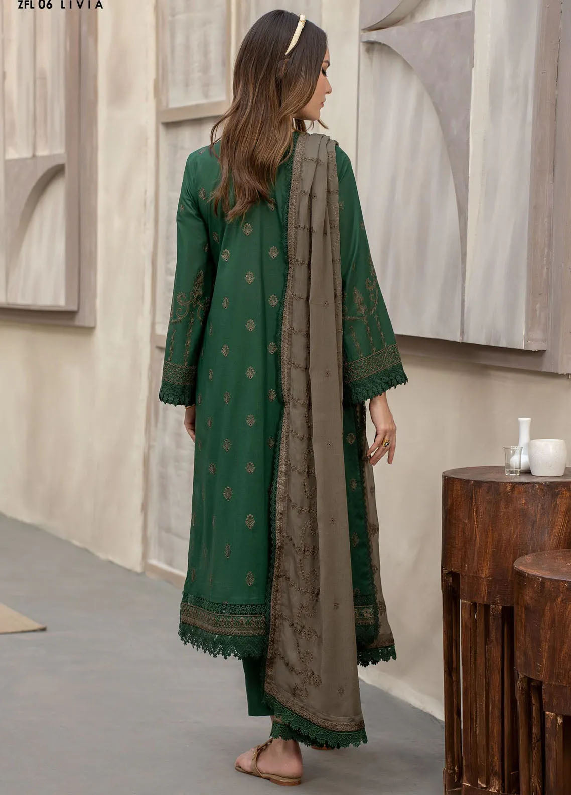 Zarif Festive Embroidered Lawn 3 Piece Unstitched Suit ZF24F ZFL-06 LIVIA Zarif Festive Embroidered Lawn 3 Piece Unstitched Suit ZF24F ZFL-06 LIVIA