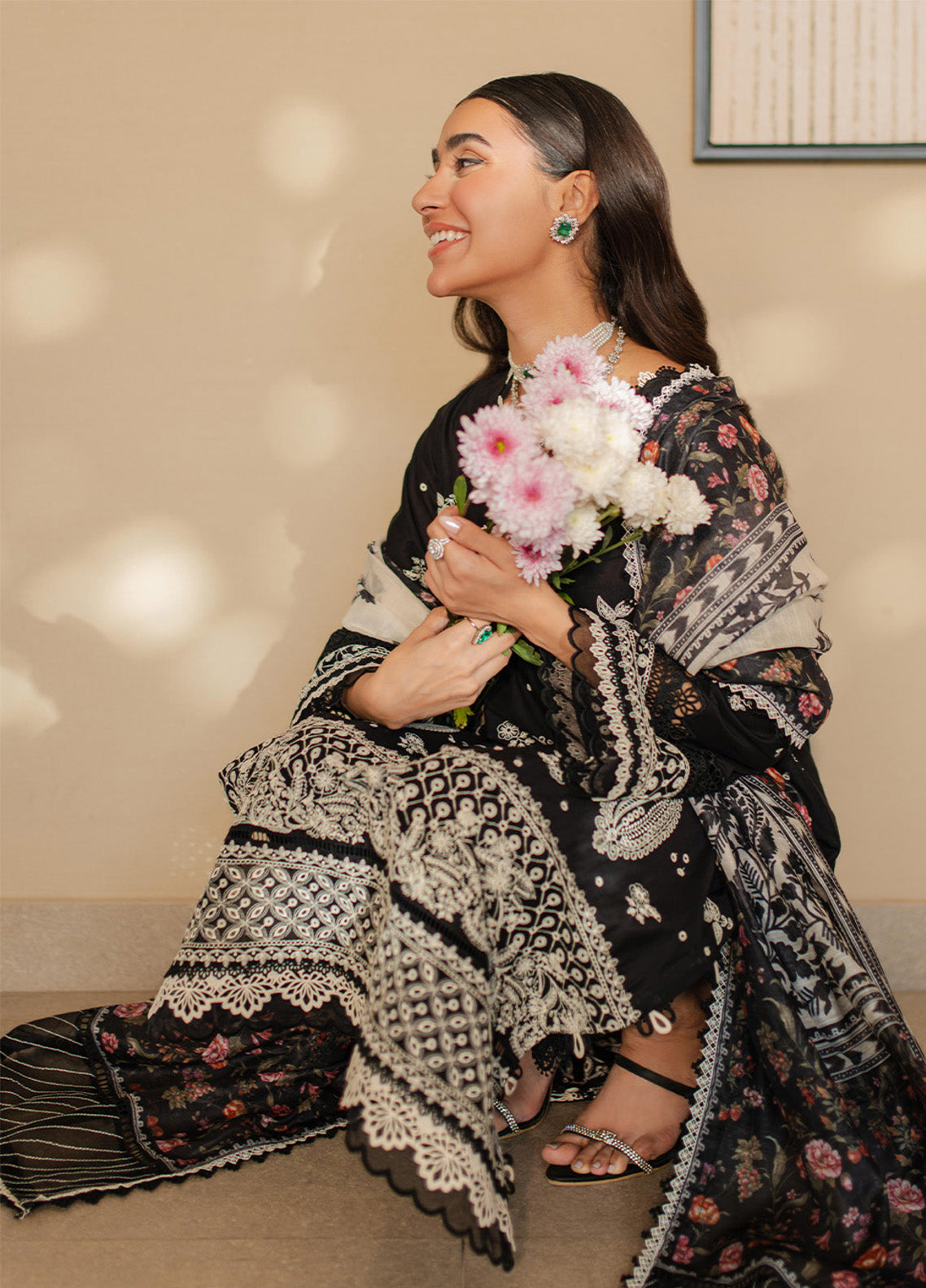 Zellbury Chikankari Embroidered Cotton 3 Piece Unstitched Suit WUC24E30701 Zellbury Chikankari Embroidered Cotton 3 Piece Unstitched Suit WUC24E30701