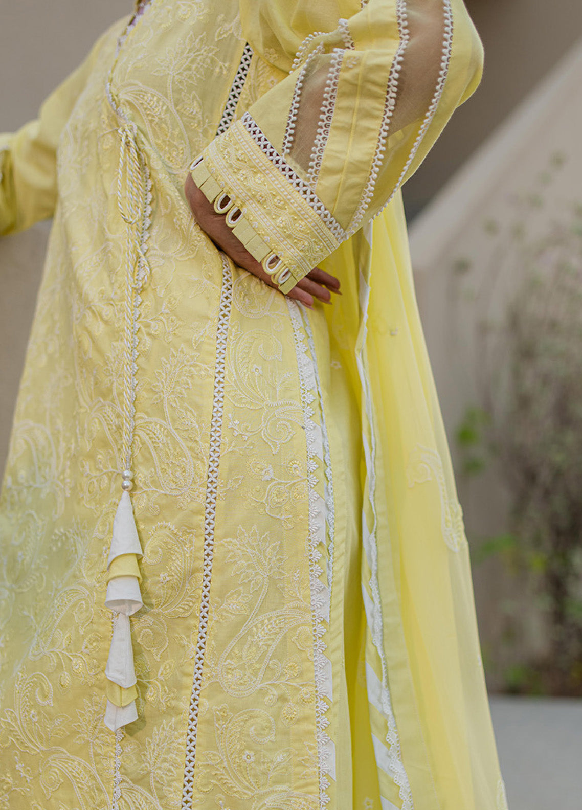 Zellbury Chikankari Embroidered Cotton 3 Piece Unstitched Suit WUC24E30707 Zellbury Chikankari Embroidered Cotton 3 Piece Unstitched Suit WUC24E30707