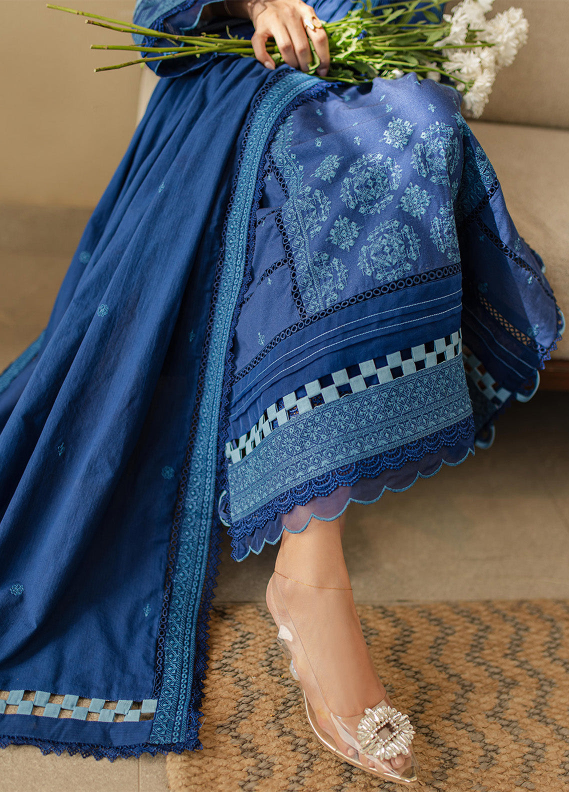 Zellbury Chikankari Embroidered Cotton 3 Piece Unstitched Suit WUC24E30711 Zellbury Chikankari Embroidered Cotton 3 Piece Unstitched Suit WUC24E30711