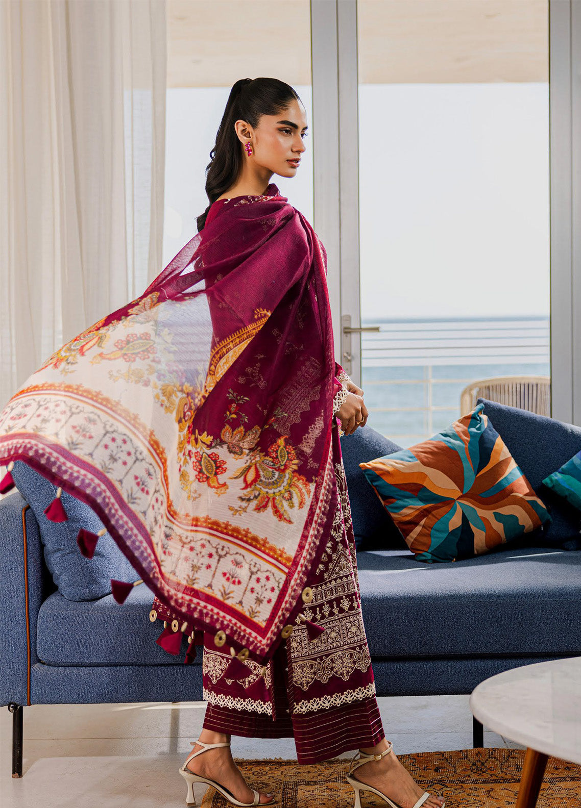 Zellbury Chikankari Lawn 3 Piece Unstitched Suit WUS25E30810 Zellbury Chikankari Lawn 3 Piece Unstitched Suit WUS25E30810